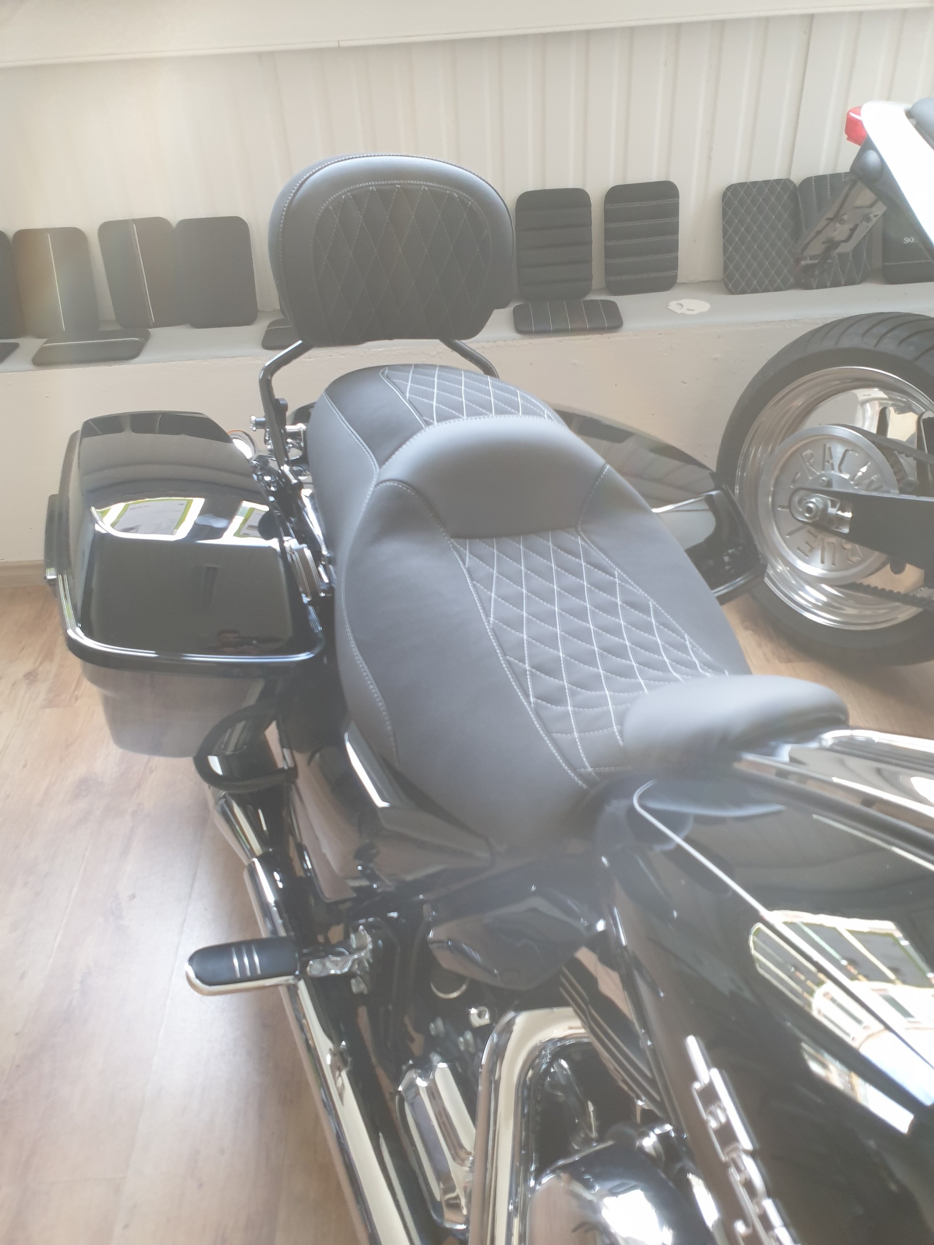 HARLEY-DAVIDSON FLHXS Street Glide Special ABS-image-2