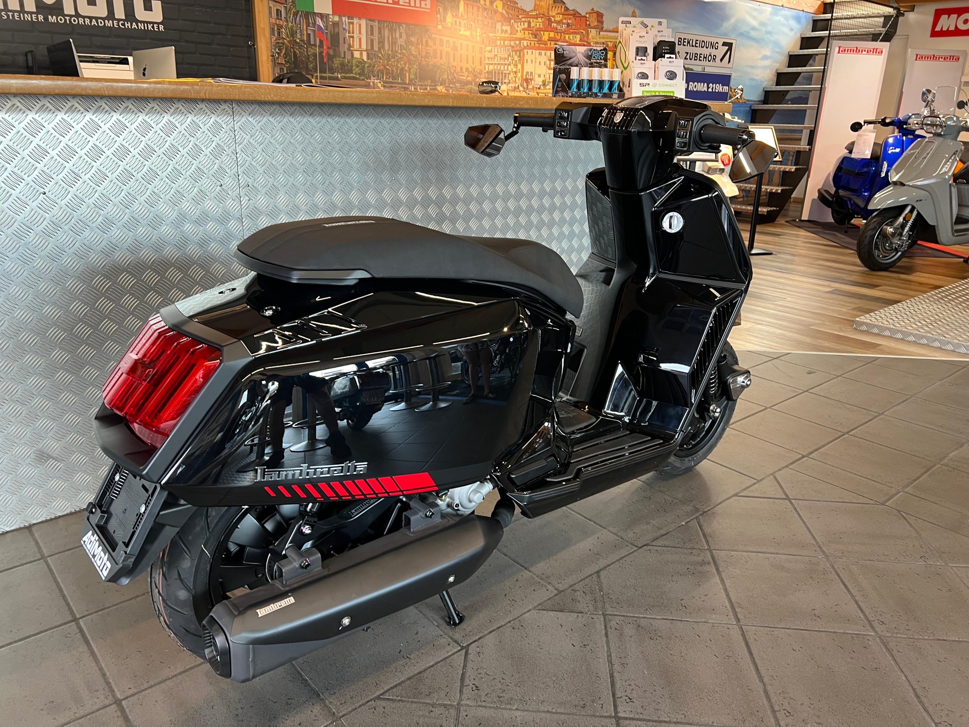 LAMBRETTA X 125-image-2