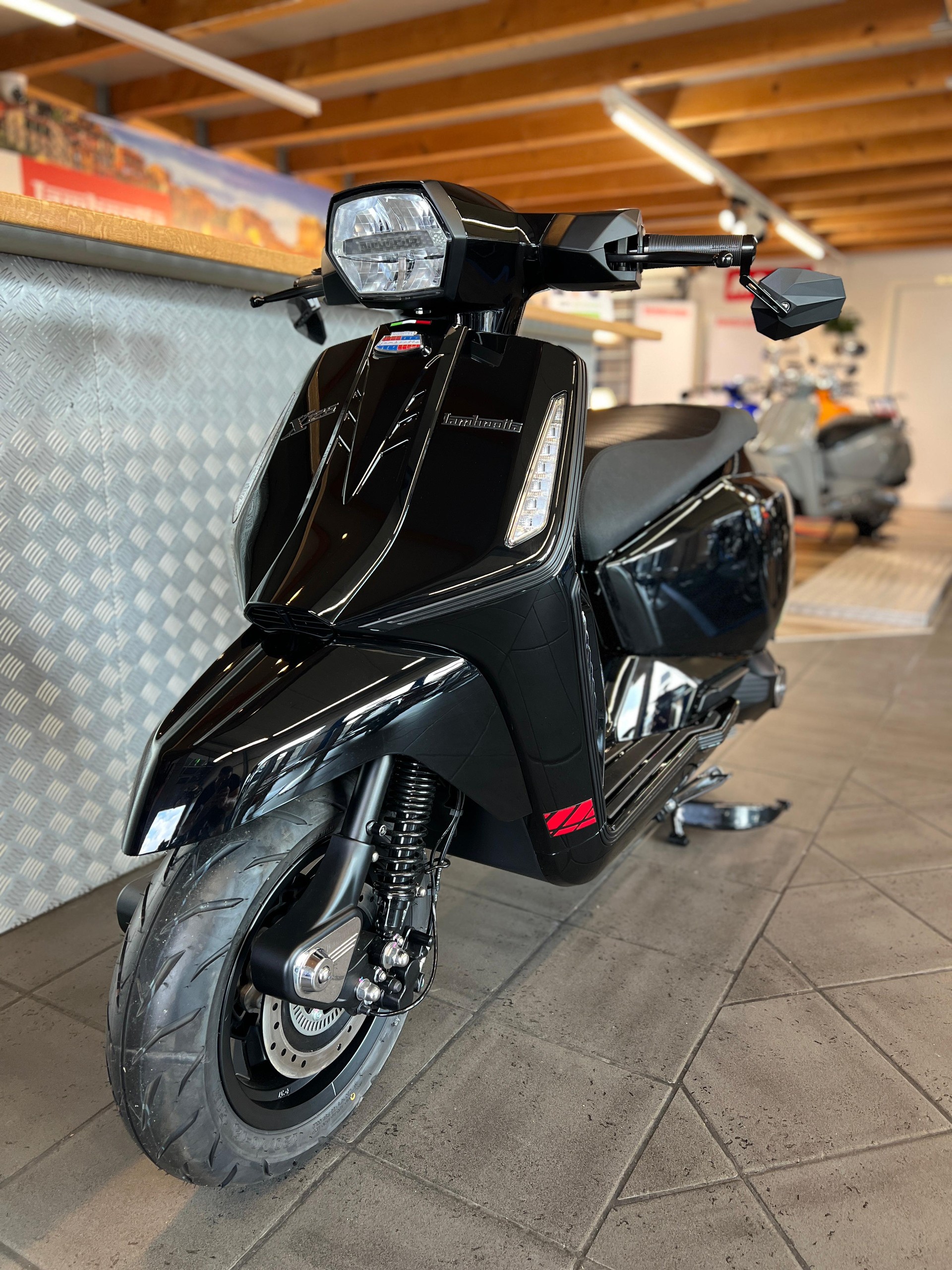 LAMBRETTA X 125-image-5