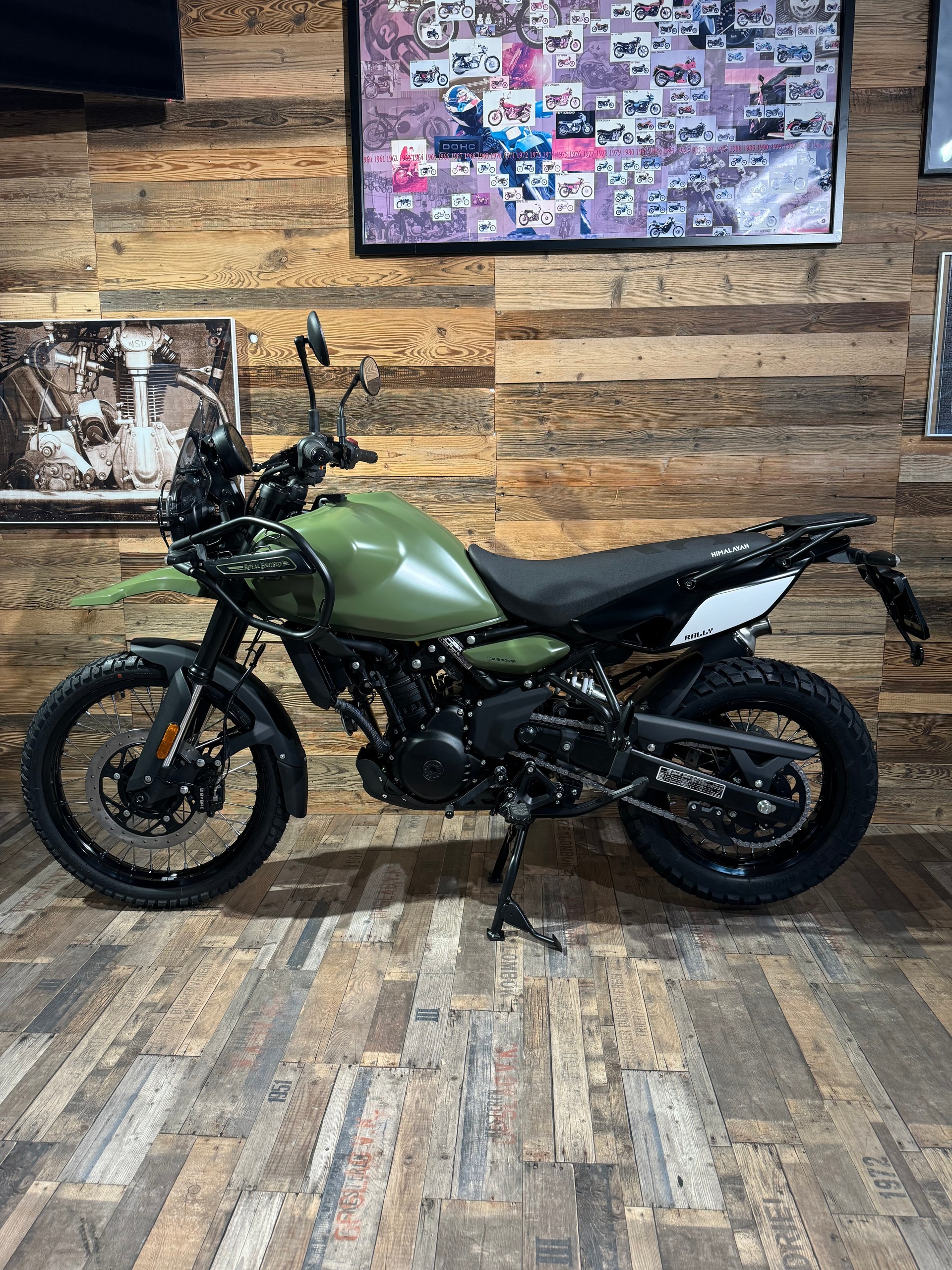 ROYAL ENFIELD HIMALAYAN 452-showroom-element-2