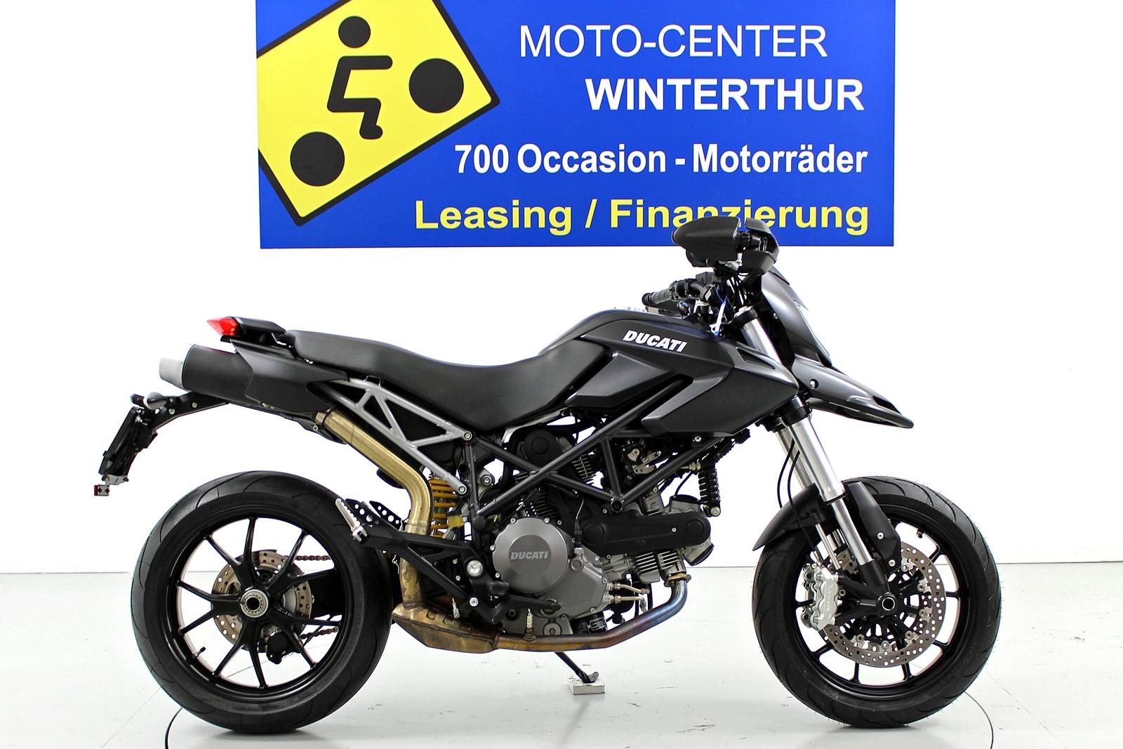 DUCATI Hypermotard 796