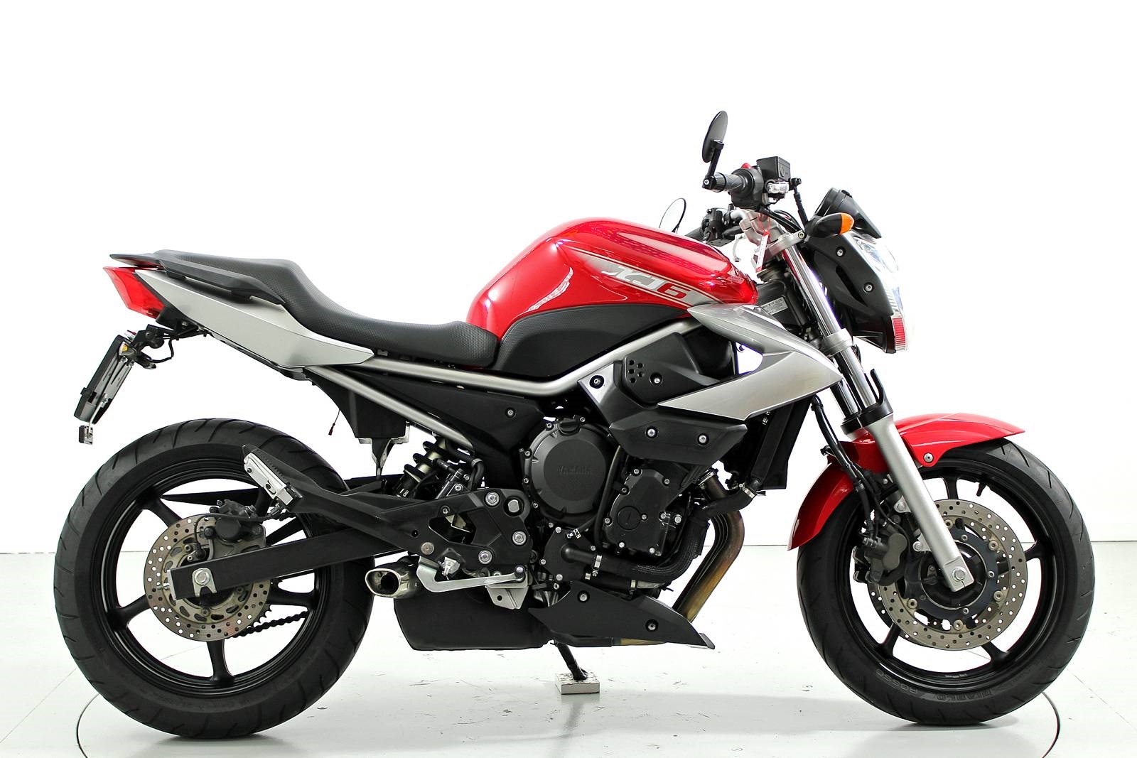 YAMAHA XJ6NA ABS-showroom-element-3