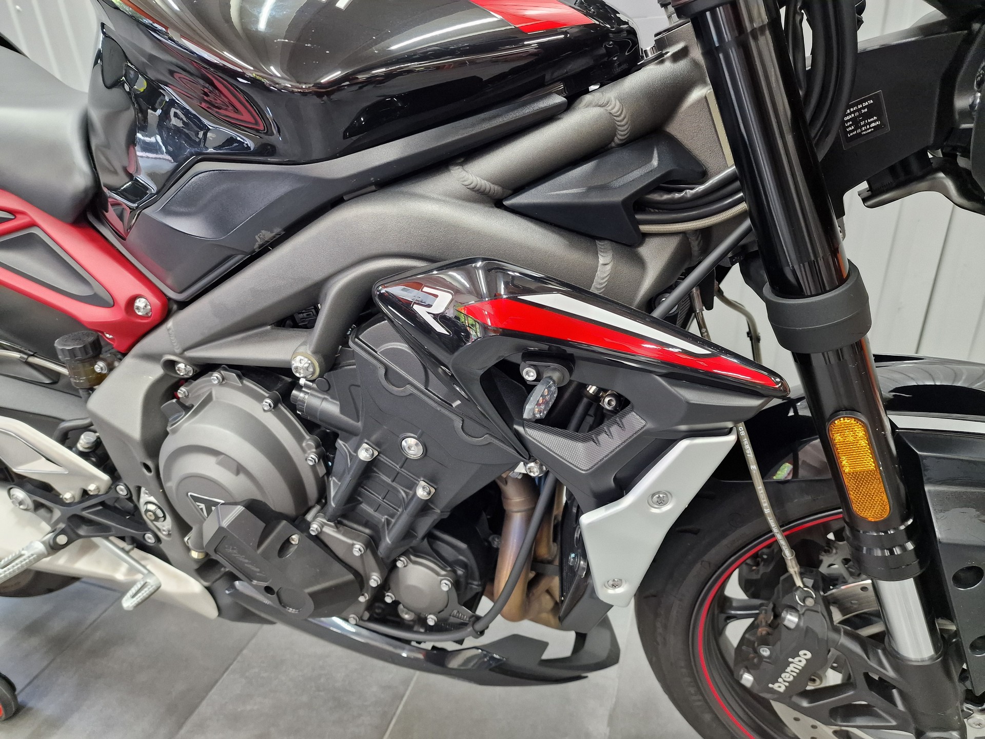 TRIUMPH Triumph street triple R-image-6