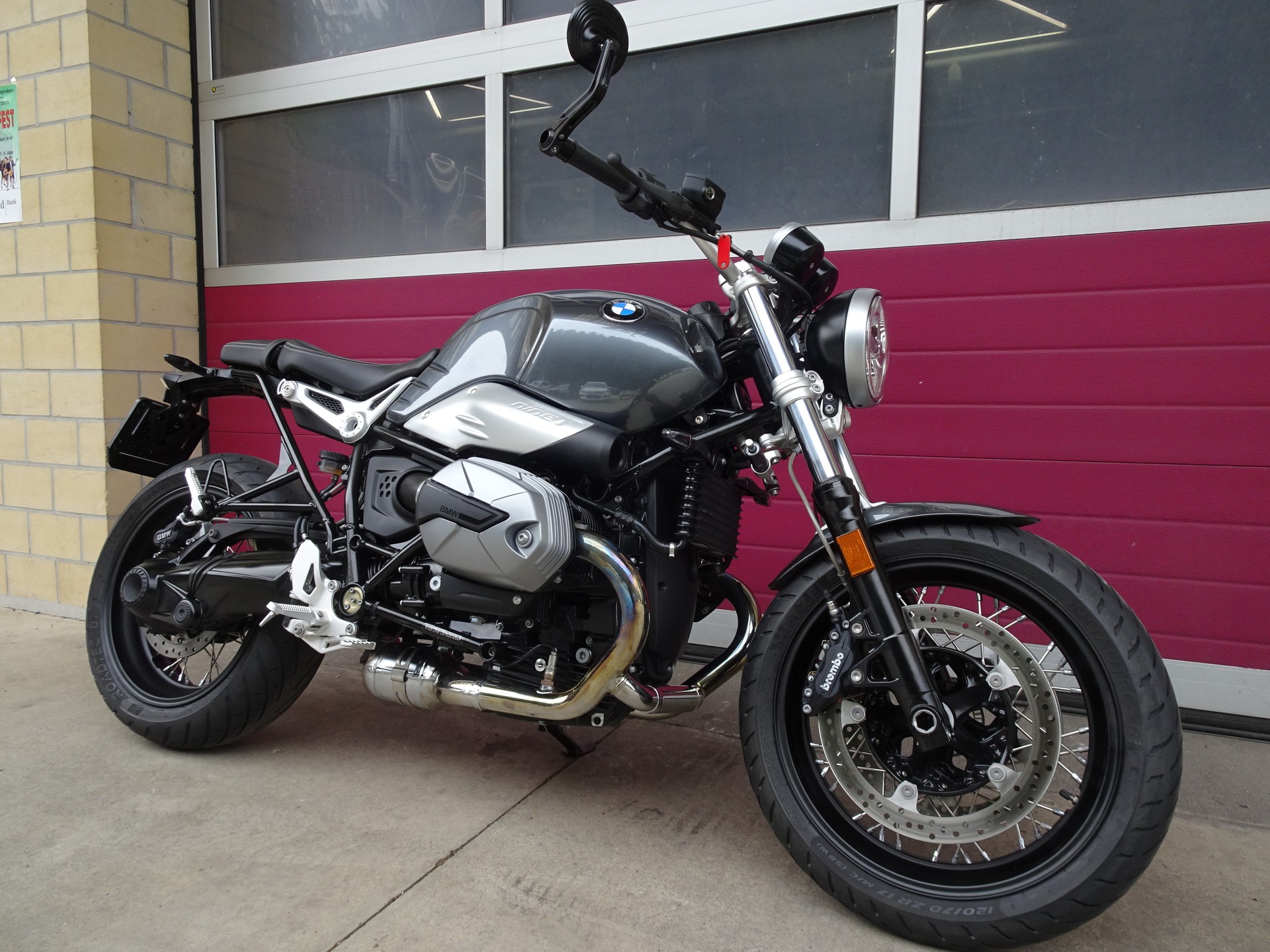 BMW R nineT Pure A2 (35kW)-image-10