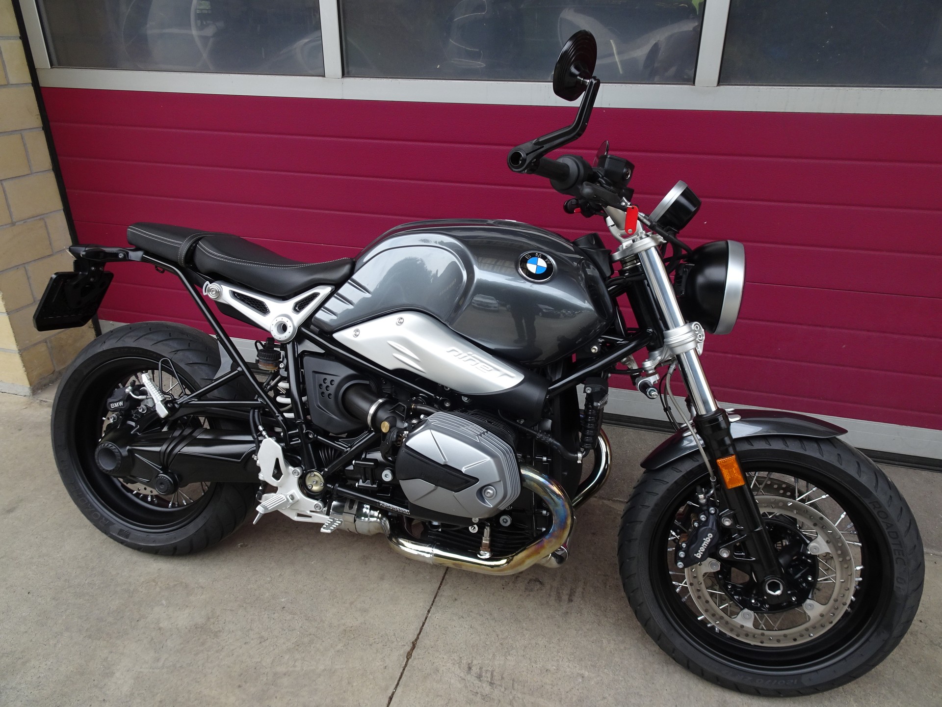 BMW R nineT Pure A2 (35kW)-image-2