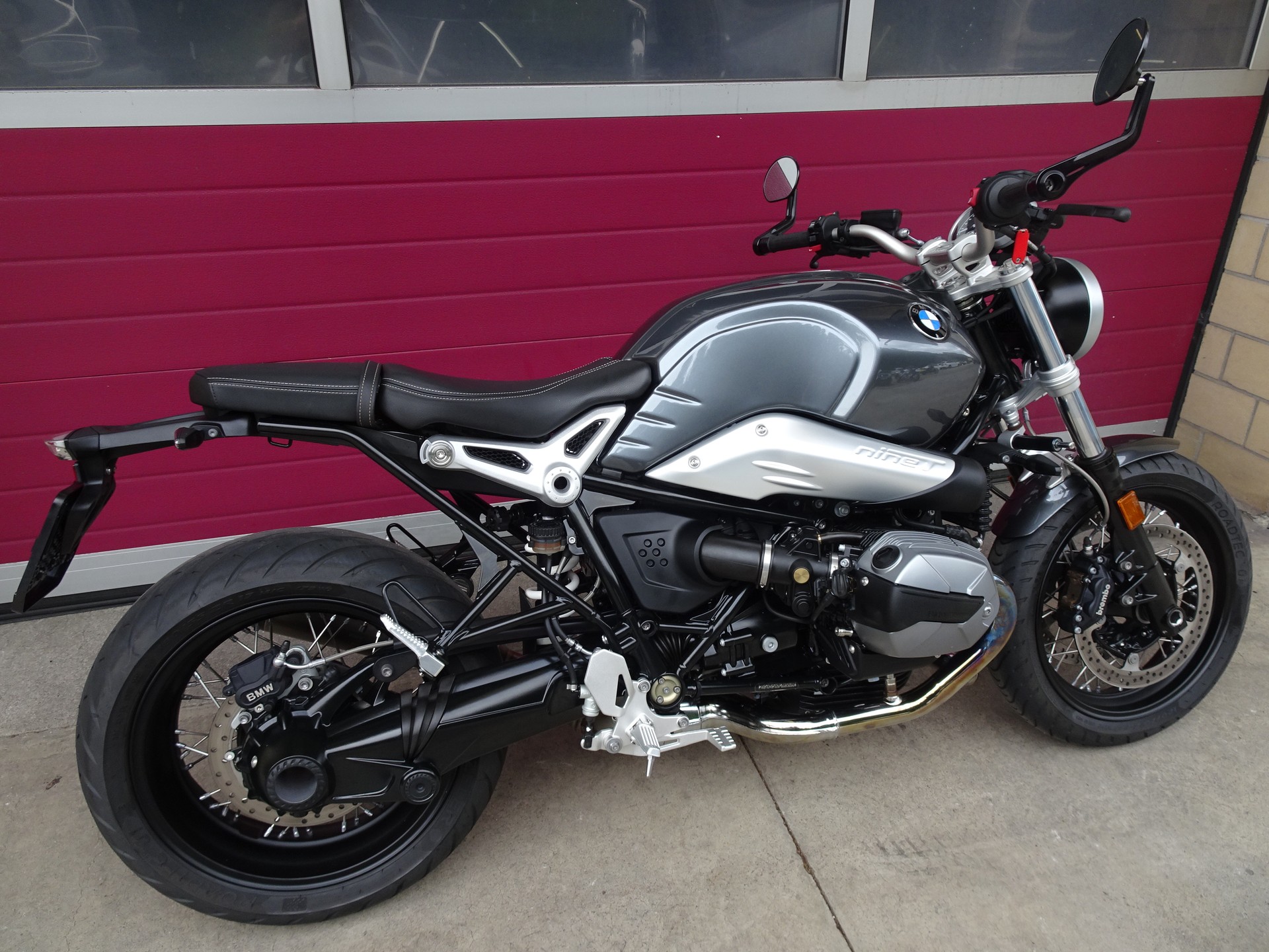 BMW R nineT Pure A2 (35kW)-image-3