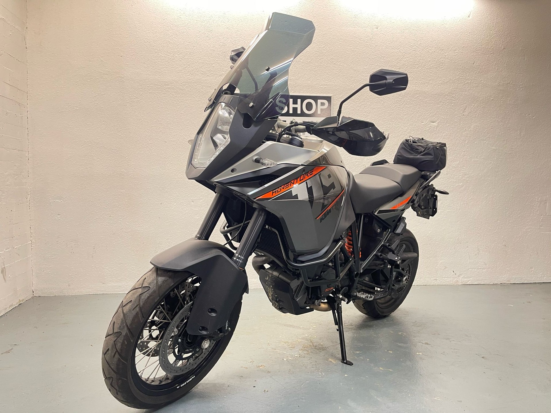 KTM 1190 Adventure ABS-showroom-element-2