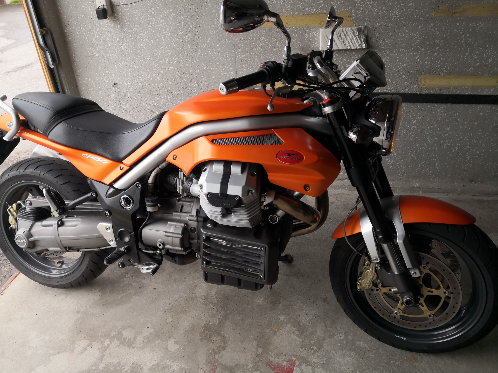 MOTO GUZZI Griso-image-1