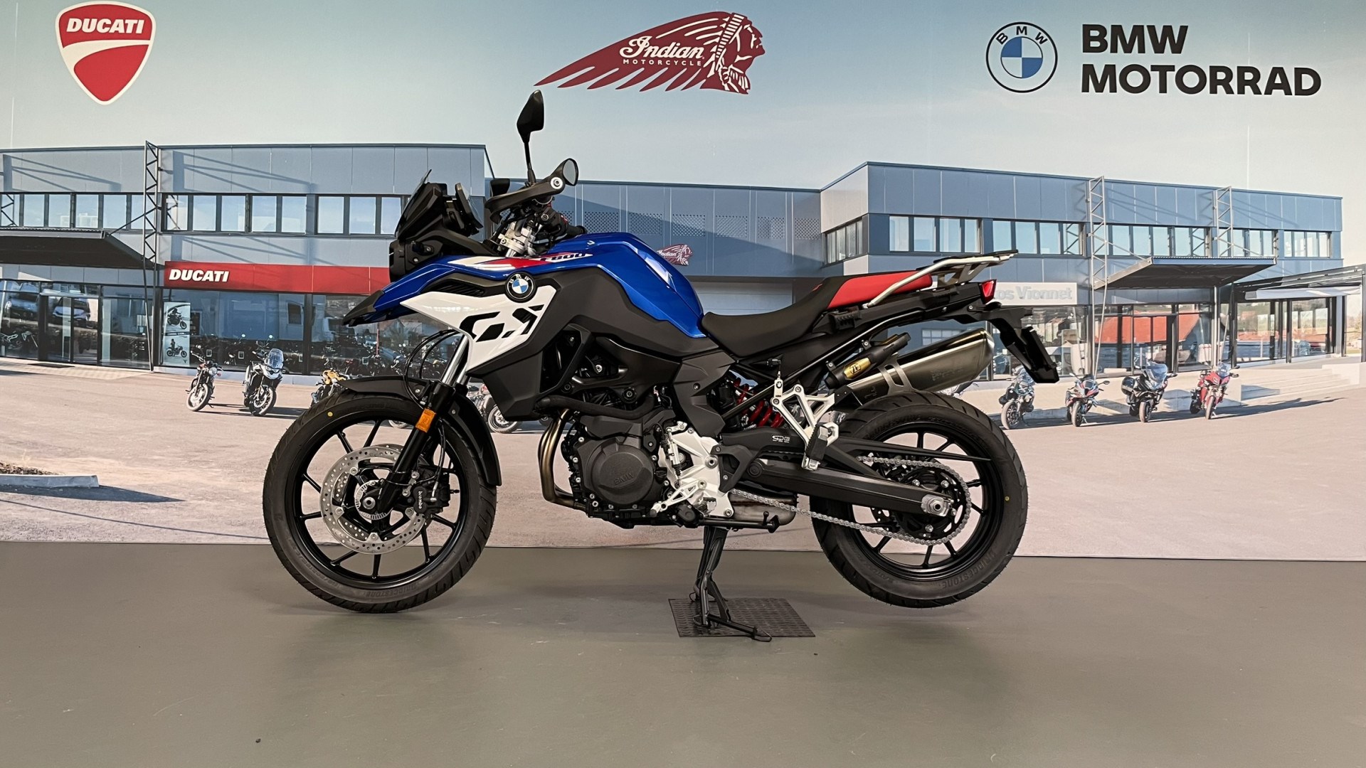 BMW F 800 GS Sport-showroom-element-3