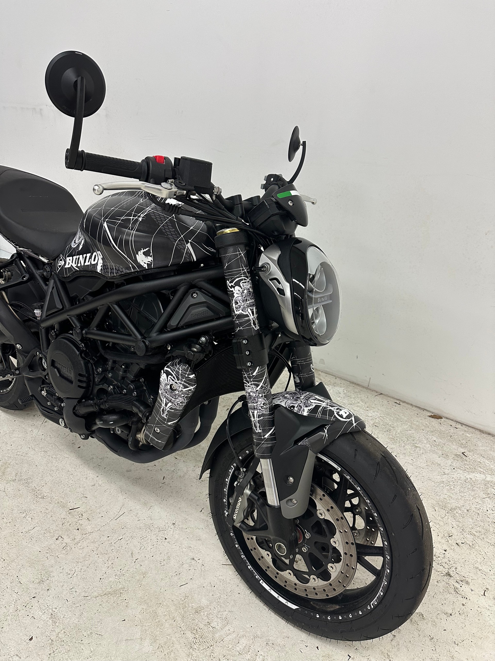 BENELLI 752 S (35 kW)-showroom-element-3
