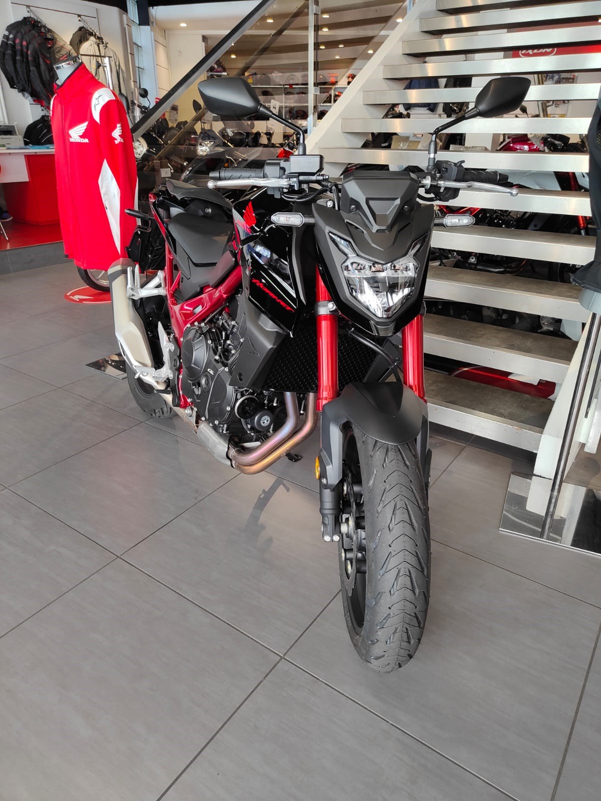 HONDA CB 750 Hornet-image-1