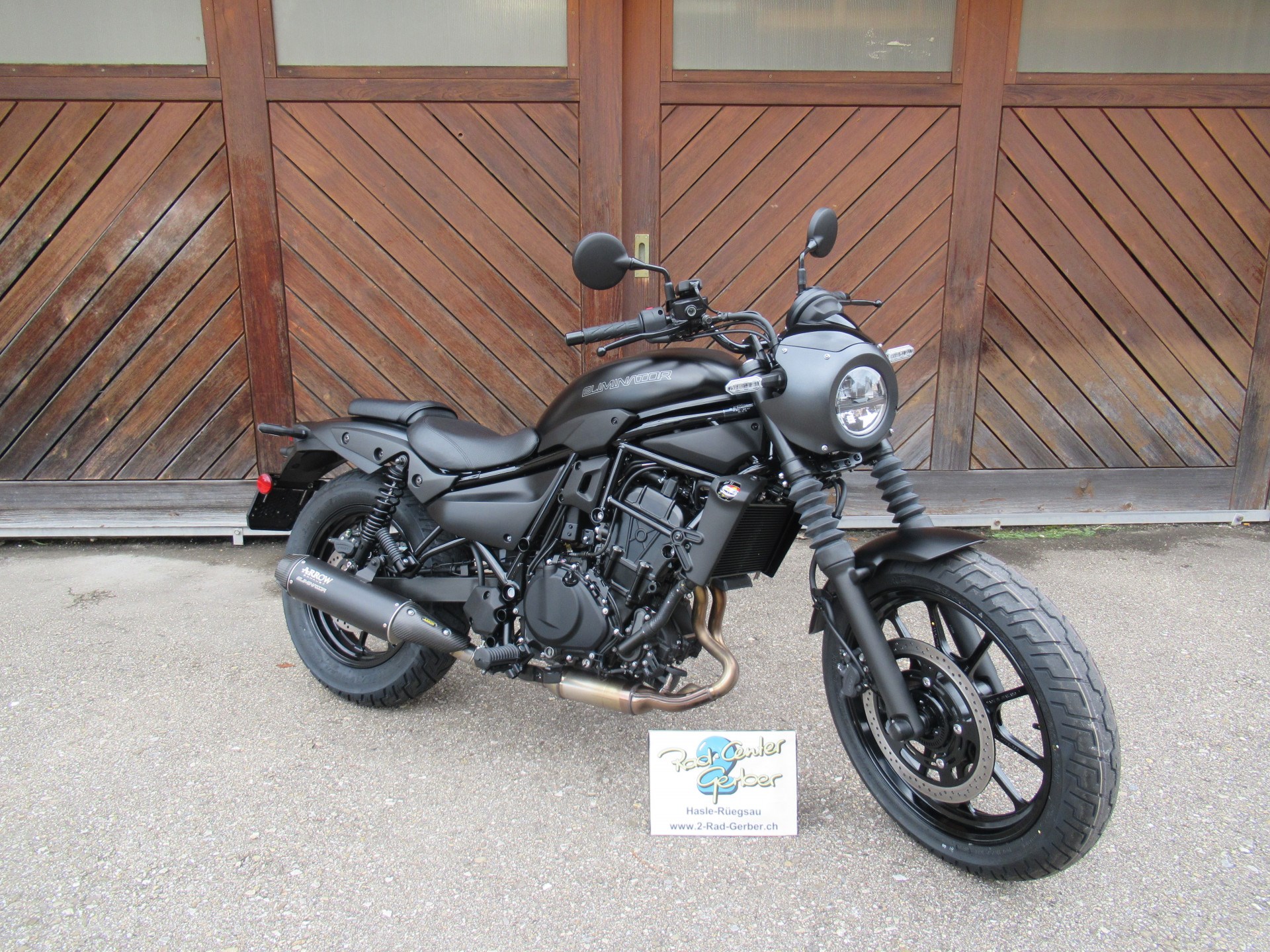 KAWASAKI Eliminator 500 SE