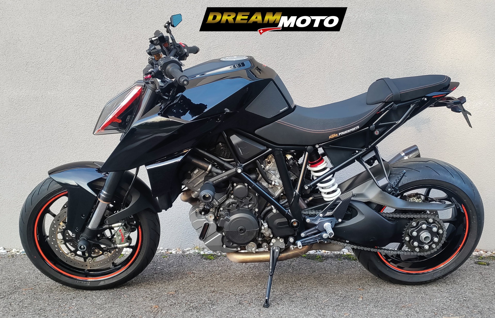 KTM 1290 Super Duke R-showroom-element-3