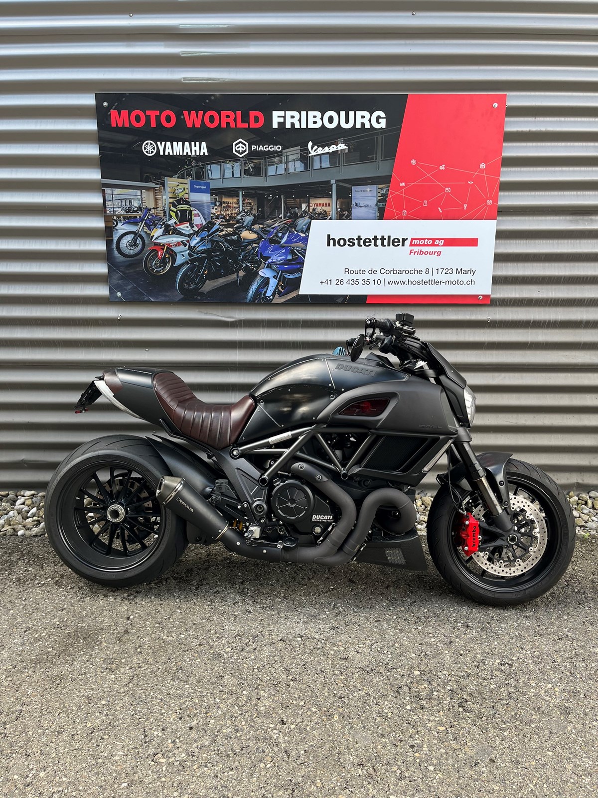 DUCATI DIAVEL 1200 ABS-showroom-element-3