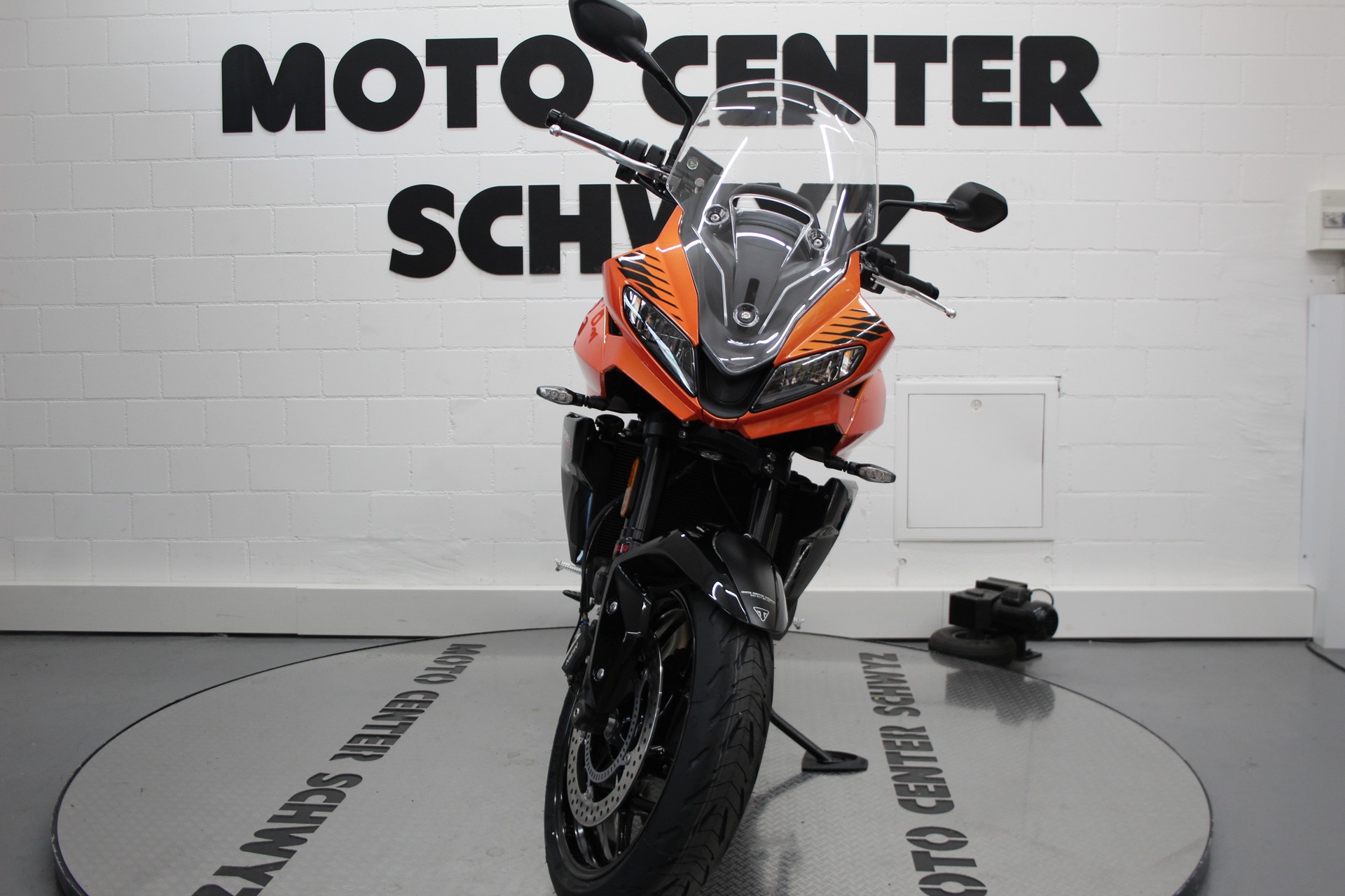 TRIUMPH Tiger 660 Sport-showroom-element-2