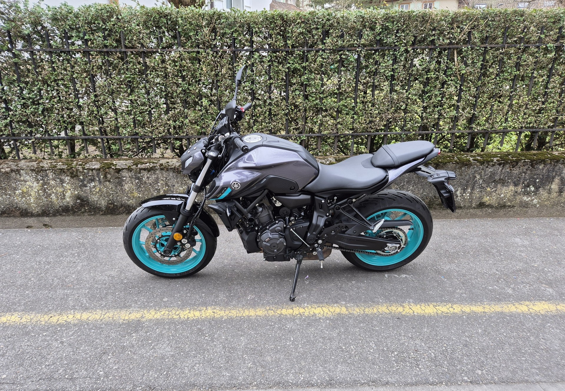 YAMAHA MT-07-showroom-element-3