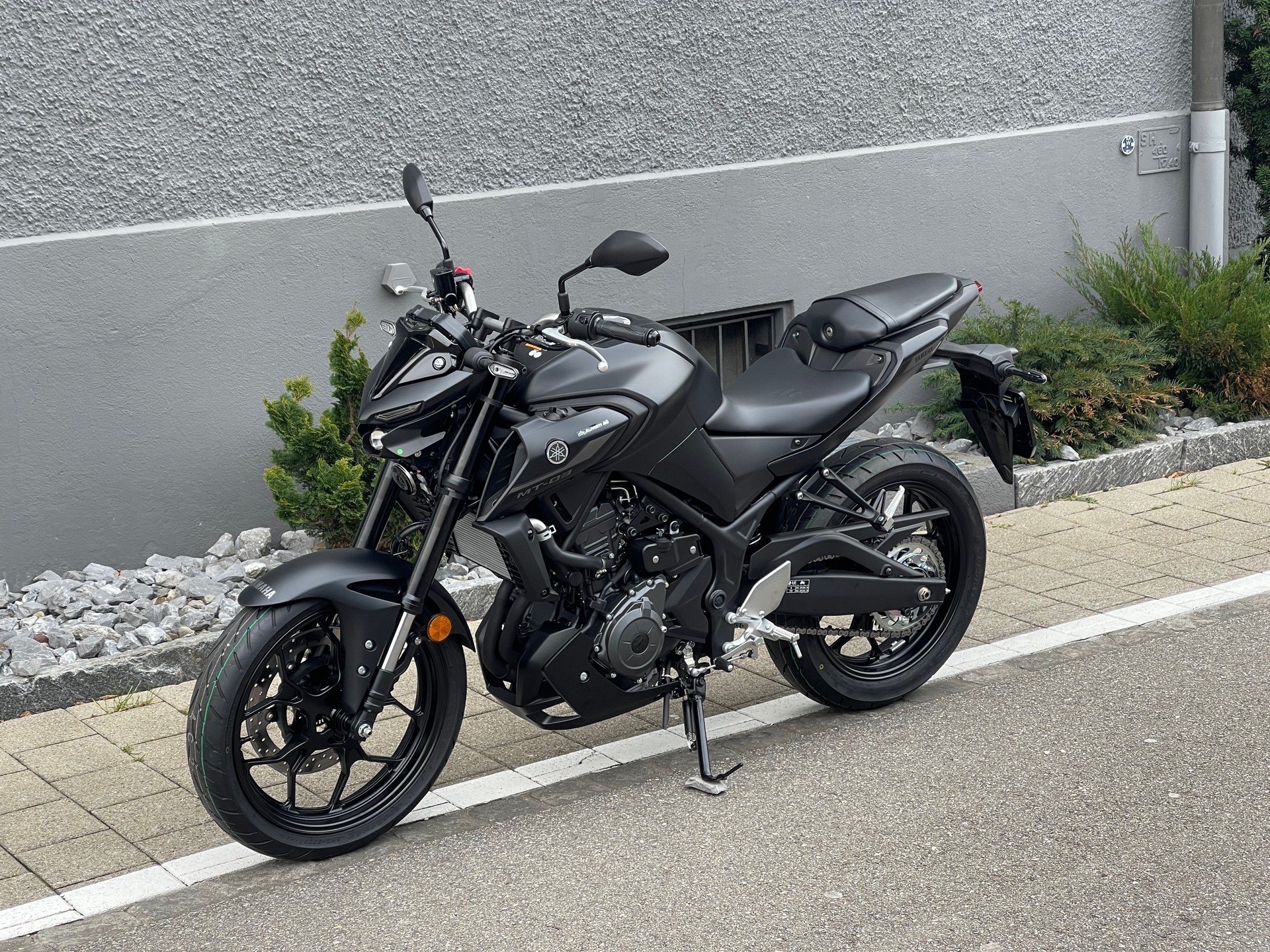 YAMAHA MT-03 2025