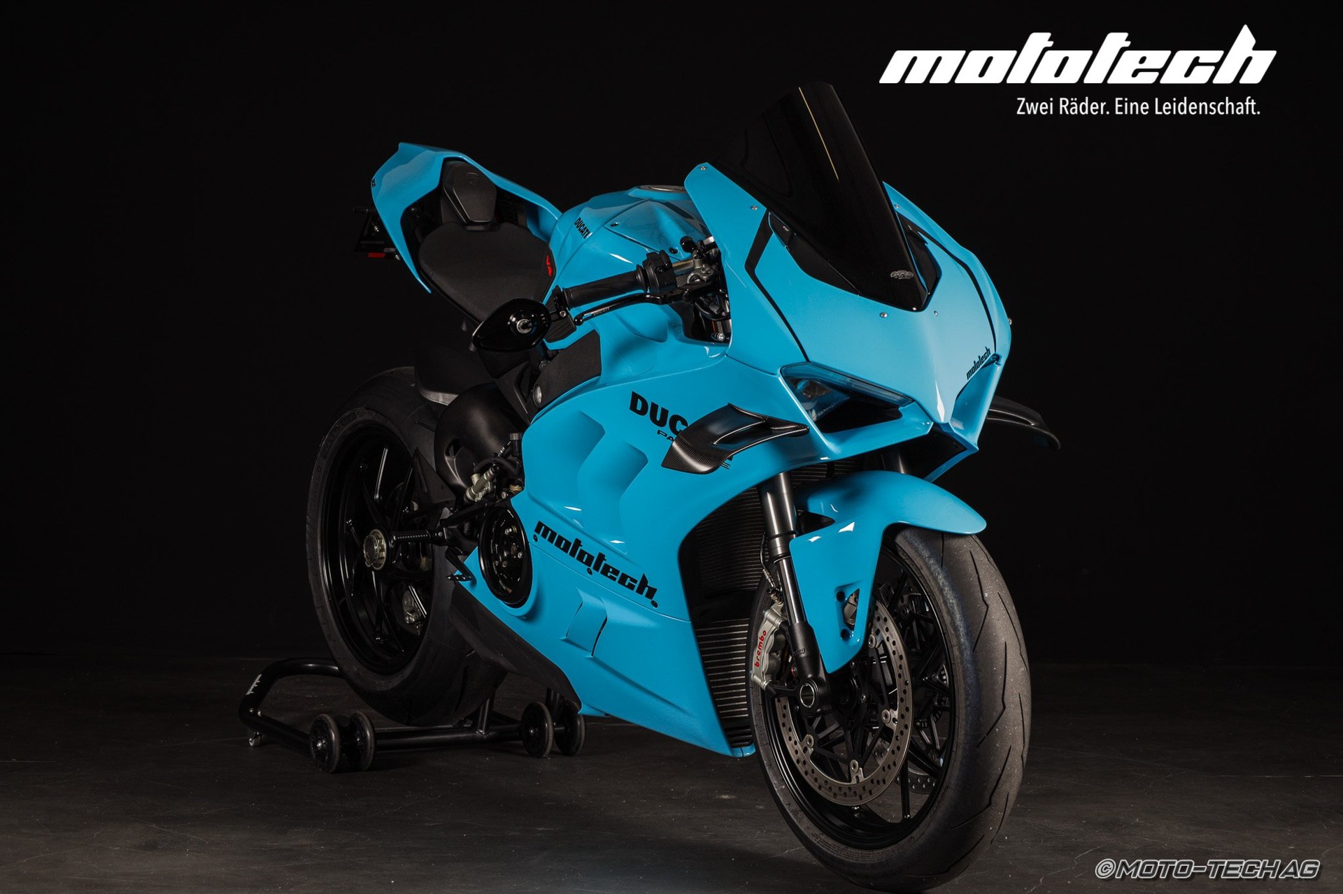 DUCATI Panigale V4