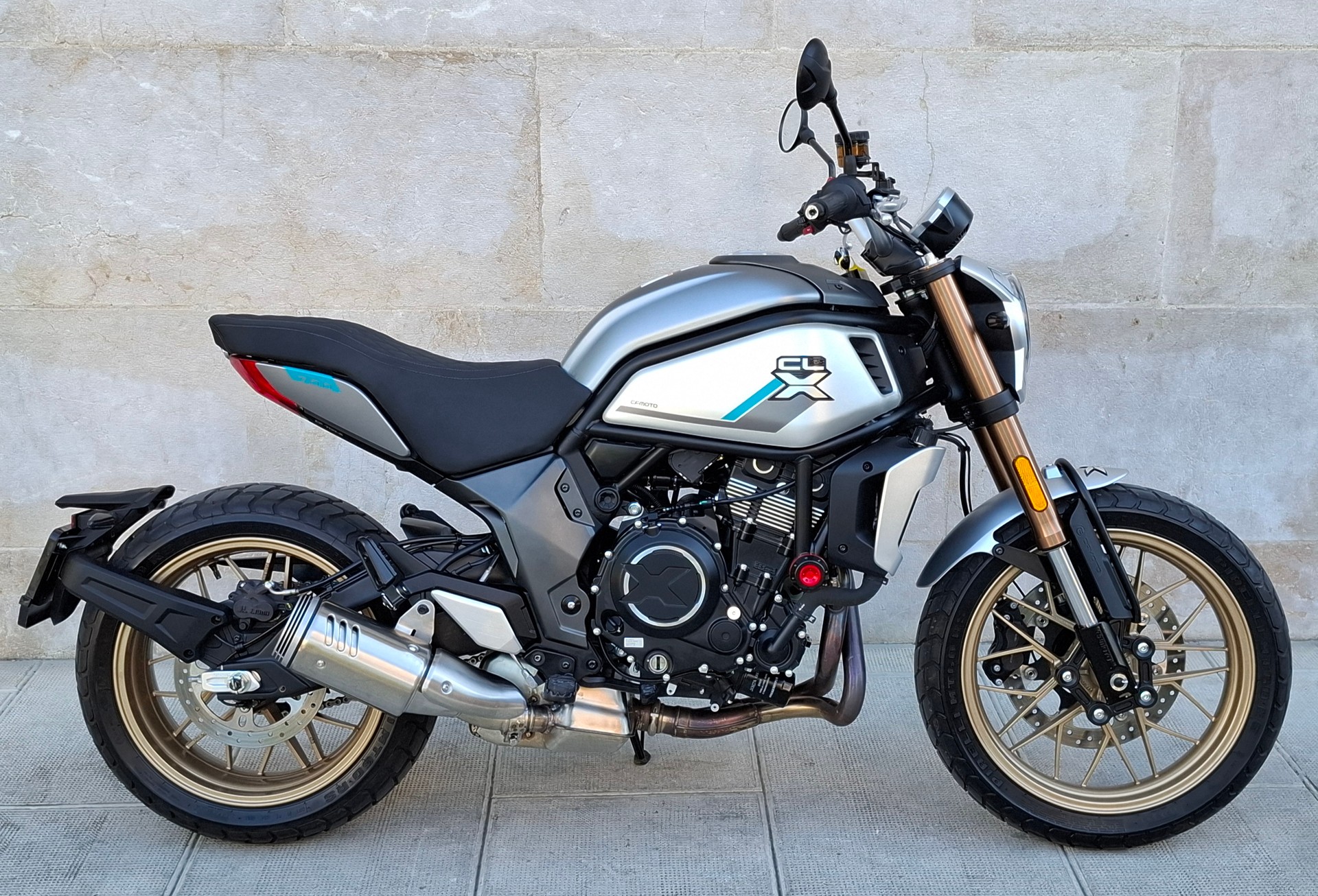 CF MOTO 700 CL-X Heritage