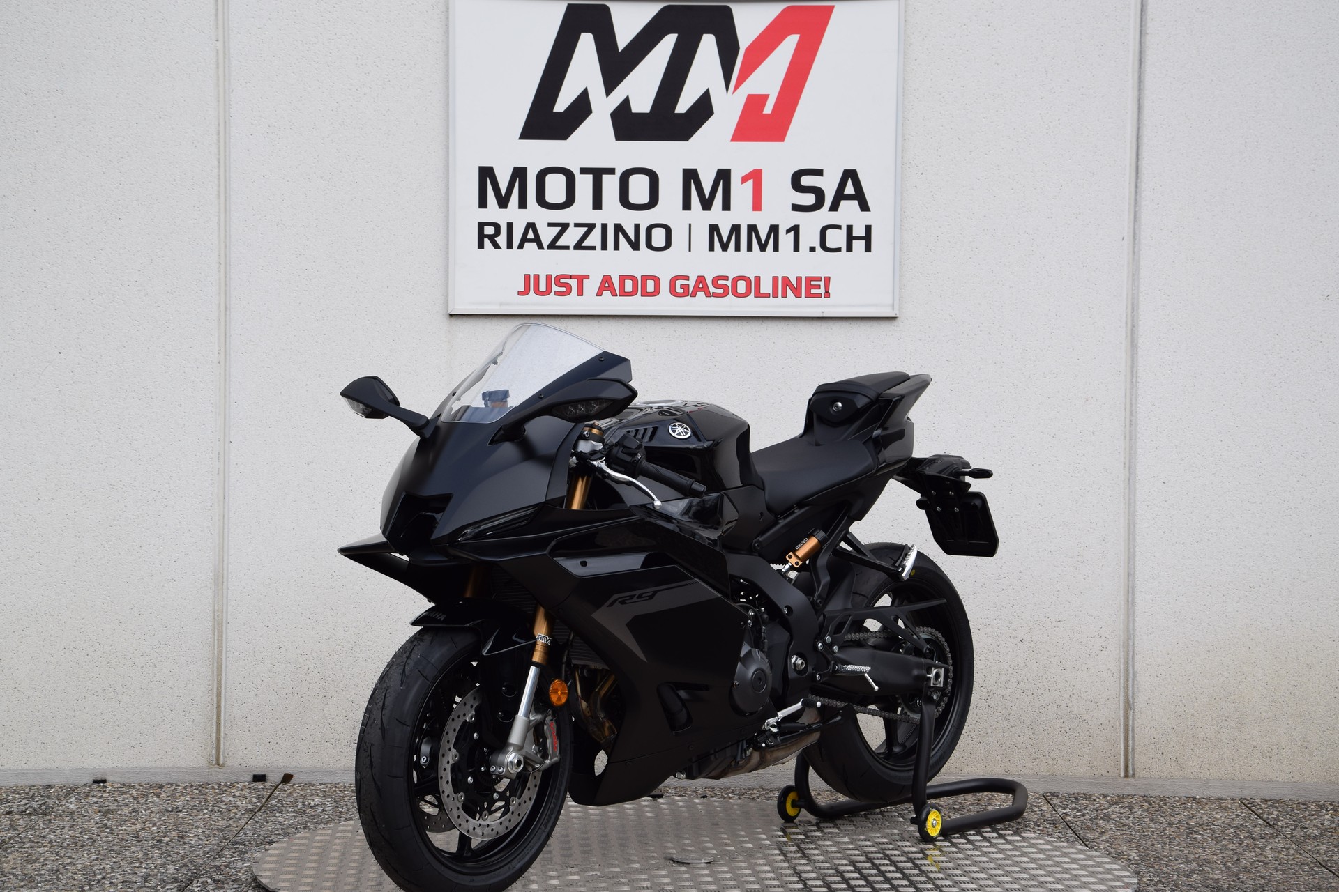 YAMAHA YZF-R9 acquistare un veicolo usato MotoScout24
