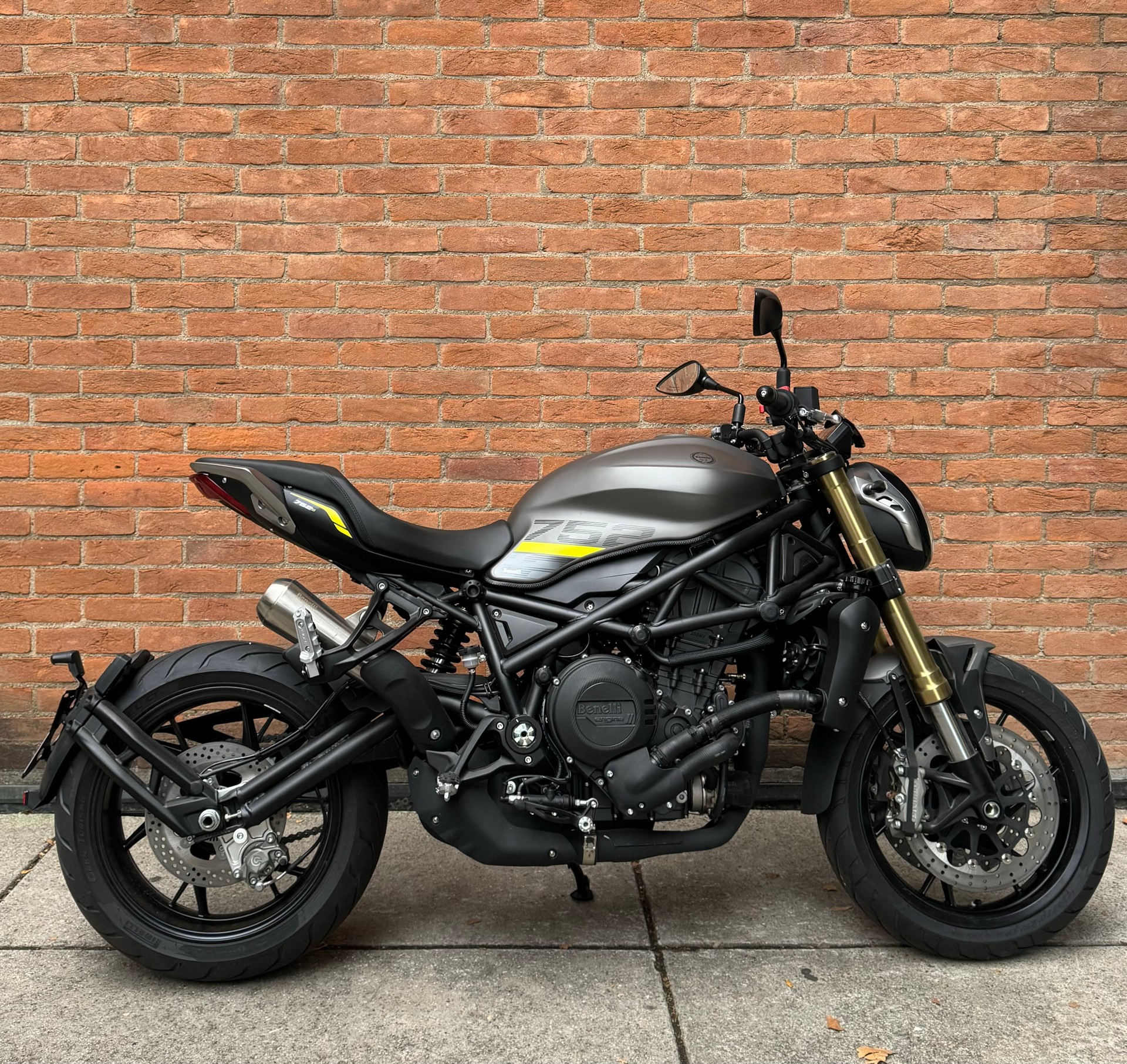 BENELLI 752 S