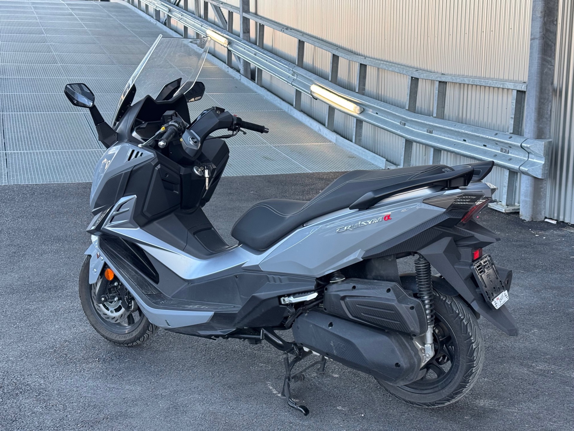 SYM Cruisym 300 i-showroom-element-2