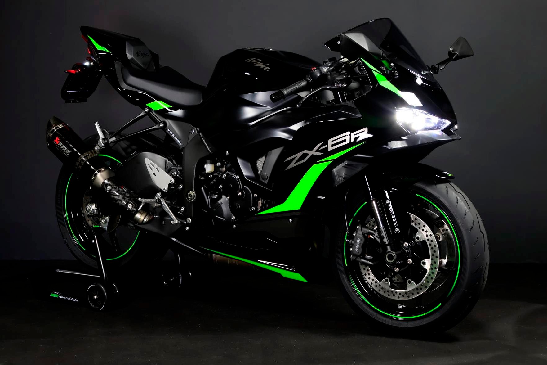 KAWASAKI Ninja ZX-6R Performance Level 1-showroom-element-2