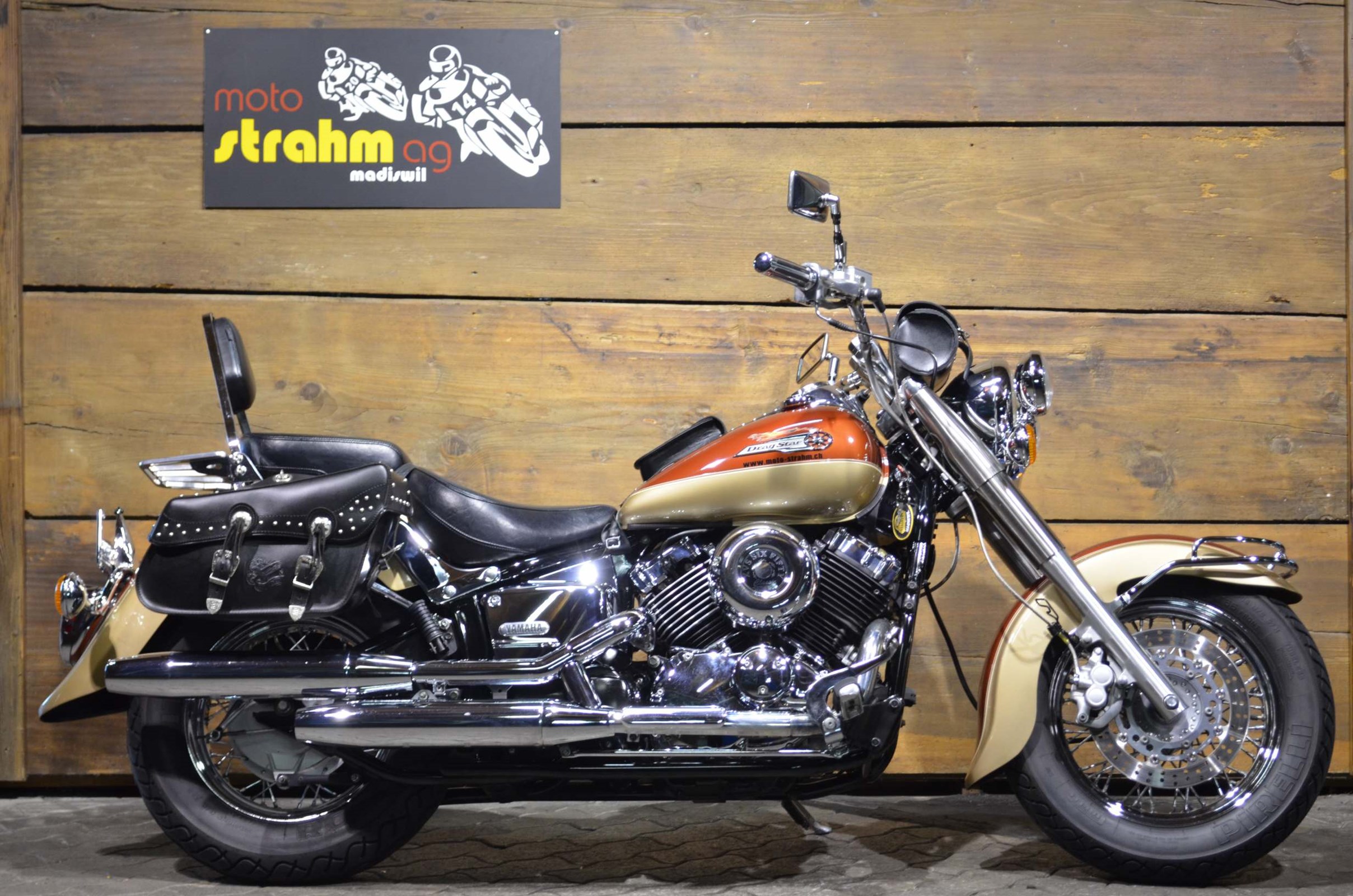 YAMAHA XVS 650-showroom-element-1