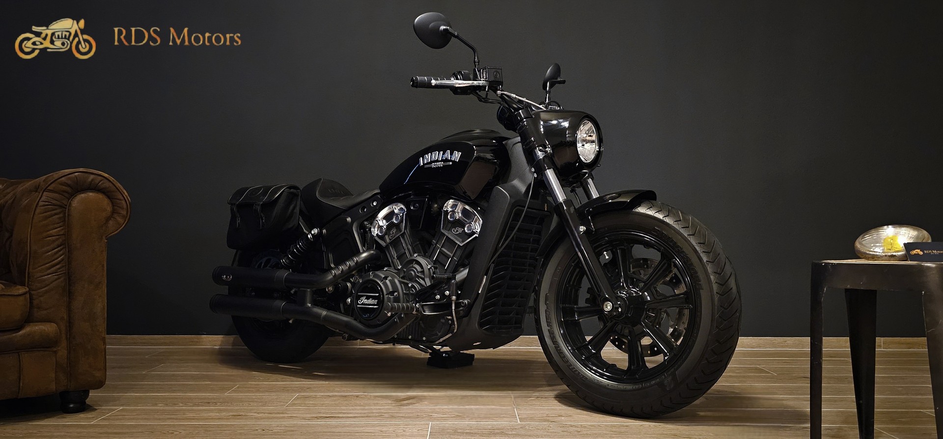 INDIAN Scout Bobber ABS-showroom-element-1