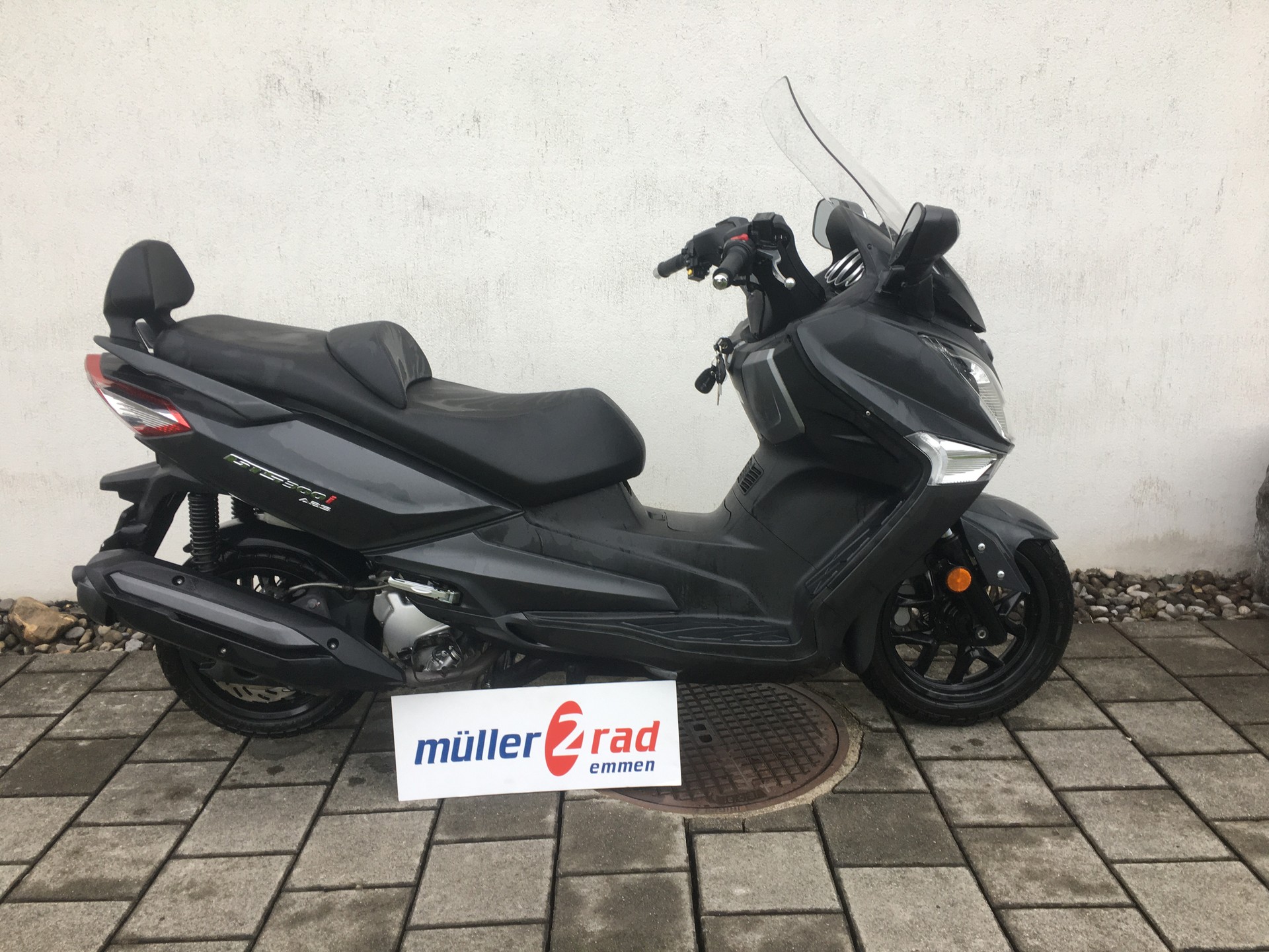 SYM GTS 300 i ABS