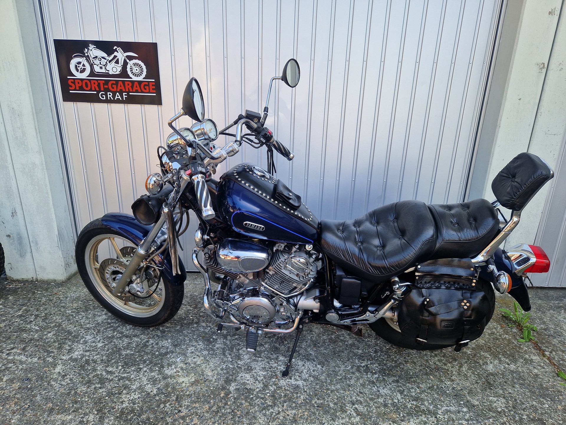 YAMAHA XV 750 Virago-showroom-element-1
