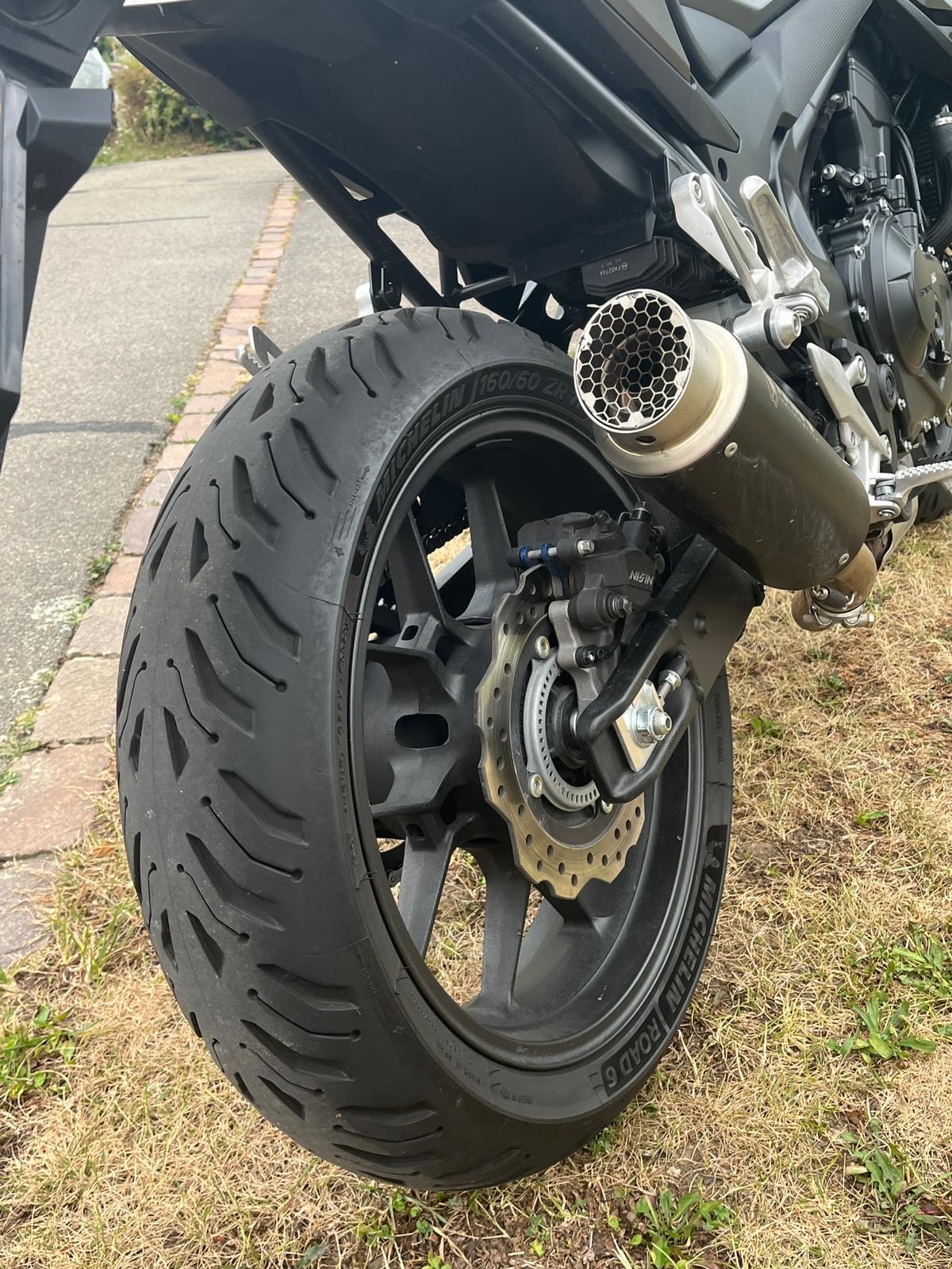 HONDA CB 750 Hornet (35kW)-image-11