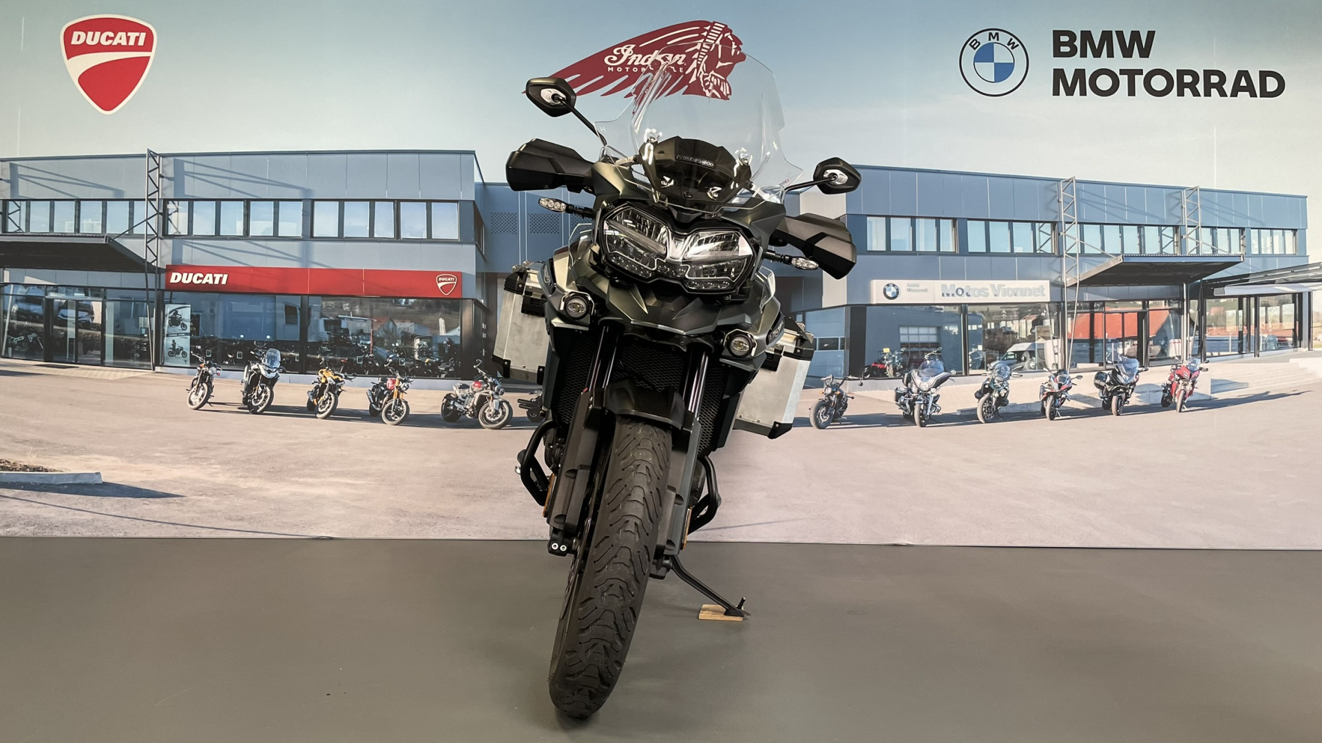 TRIUMPH Tiger 1200 XCA-showroom-element-1