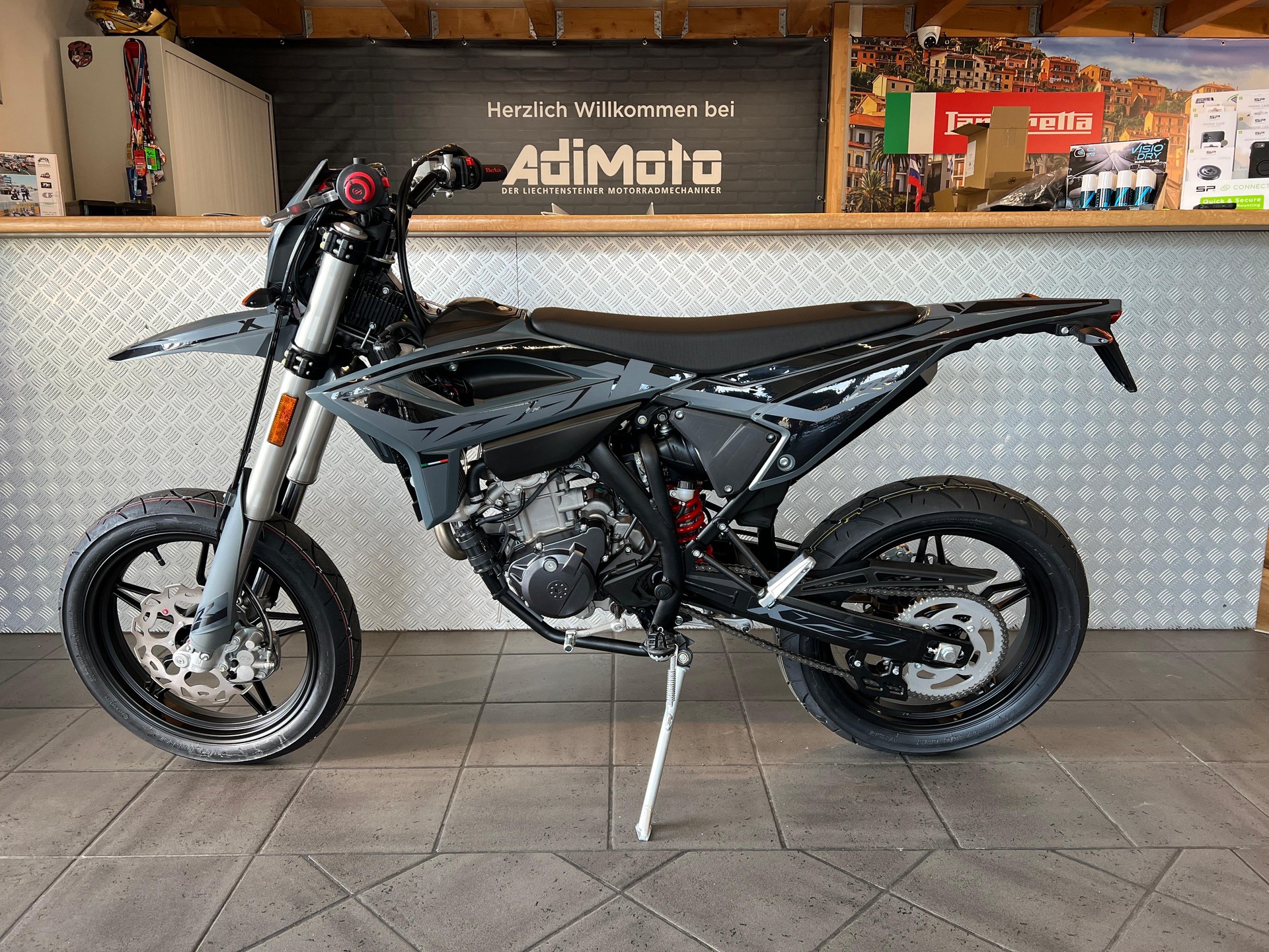 BETA RR 125-4T LC Motard-image-3