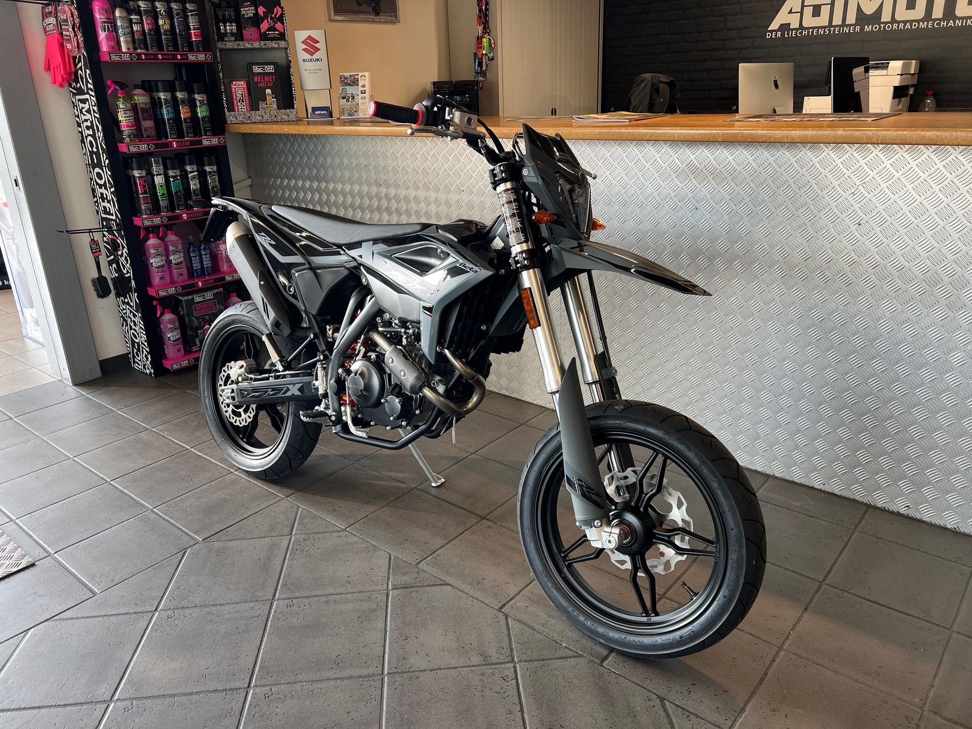 BETA RR 125-4T LC Motard-image-1