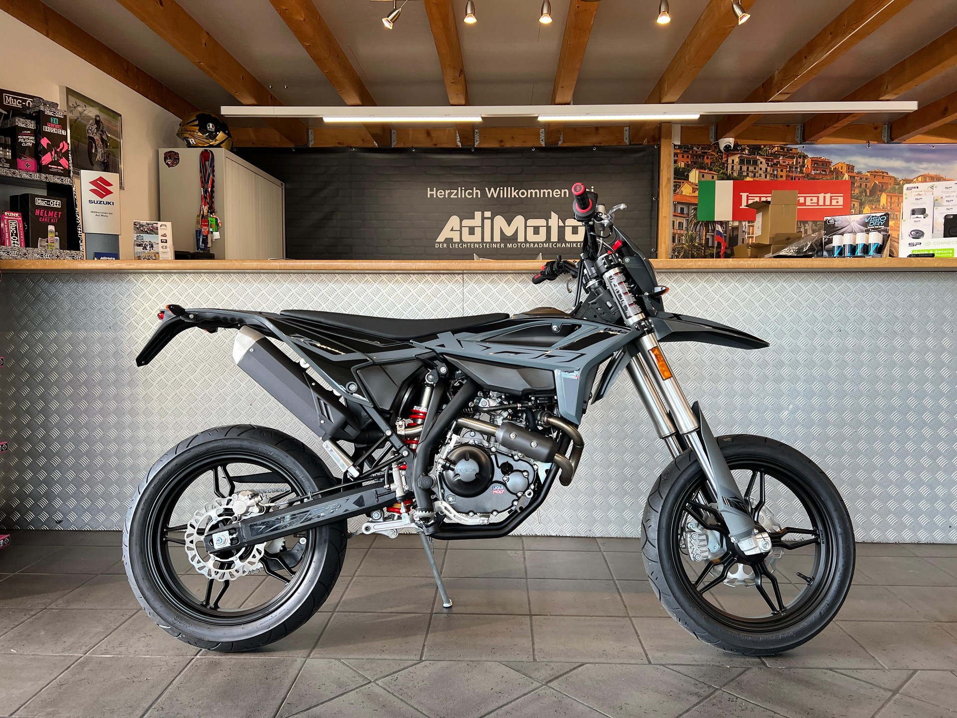 BETA RR 125-4T LC Motard-image-0