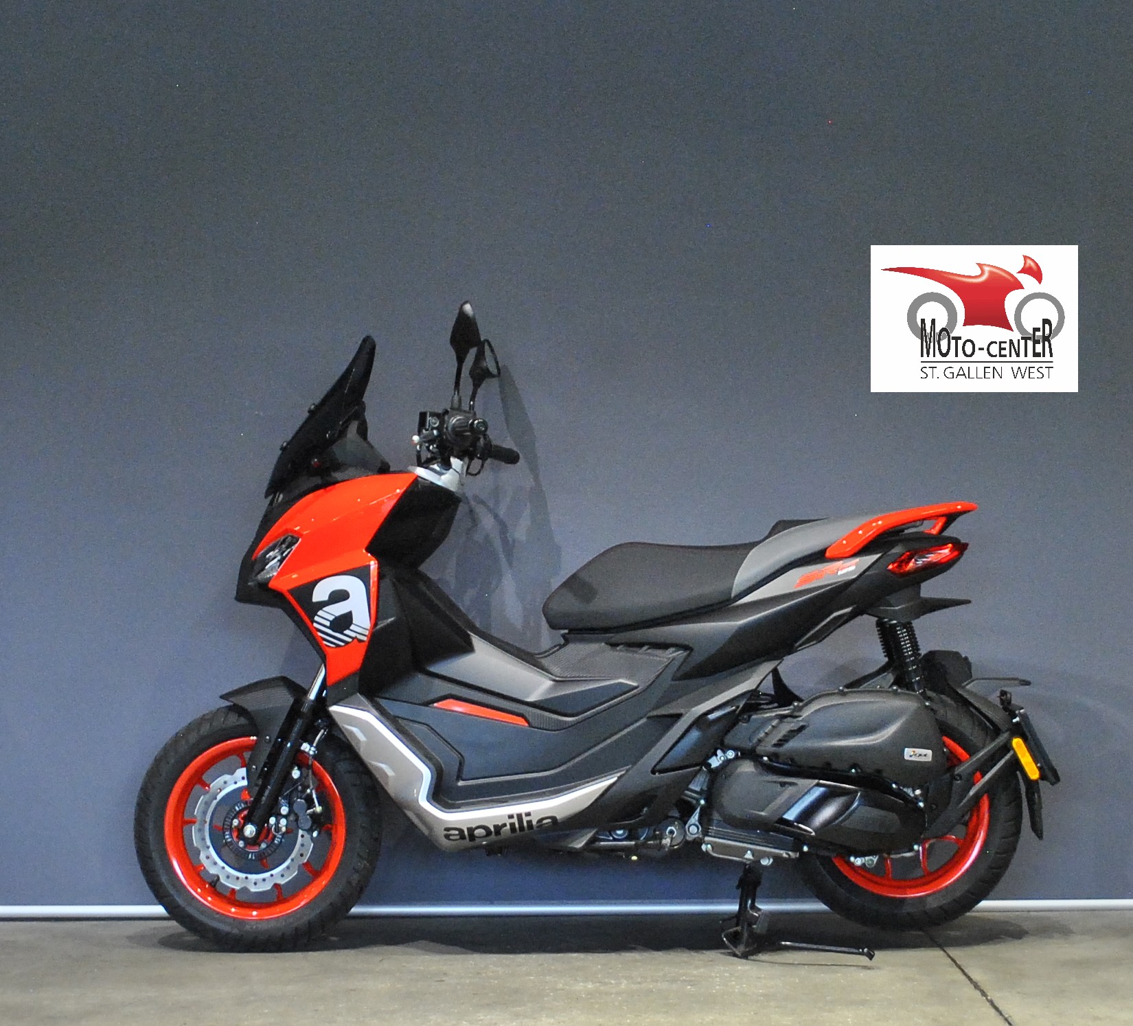 APRILIA SR 125 GT ABS-showroom-element-2