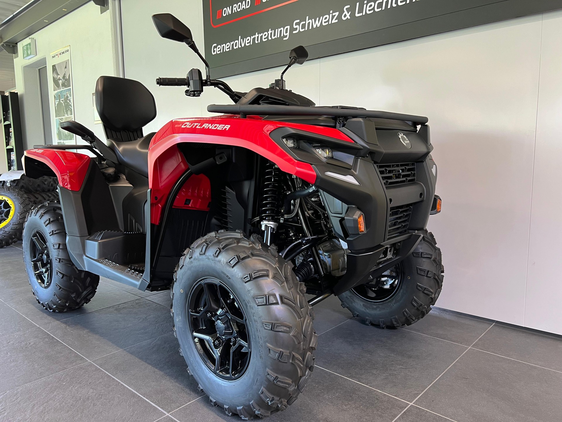 CAN-AM Outlander 700 MAX DPS ABS T-image-6