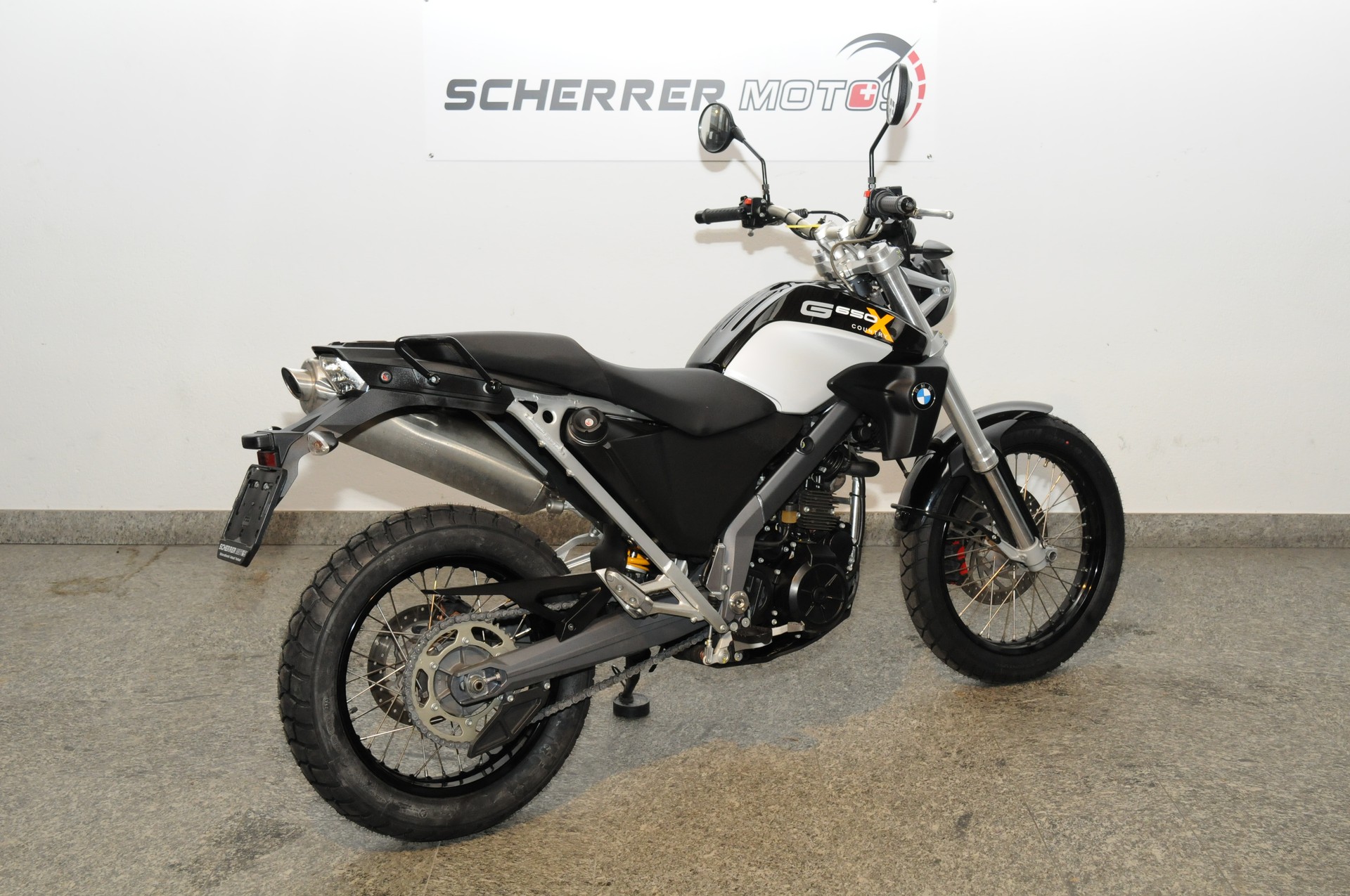 BMW G 650 Xcountry (25kW)-showroom-element-2
