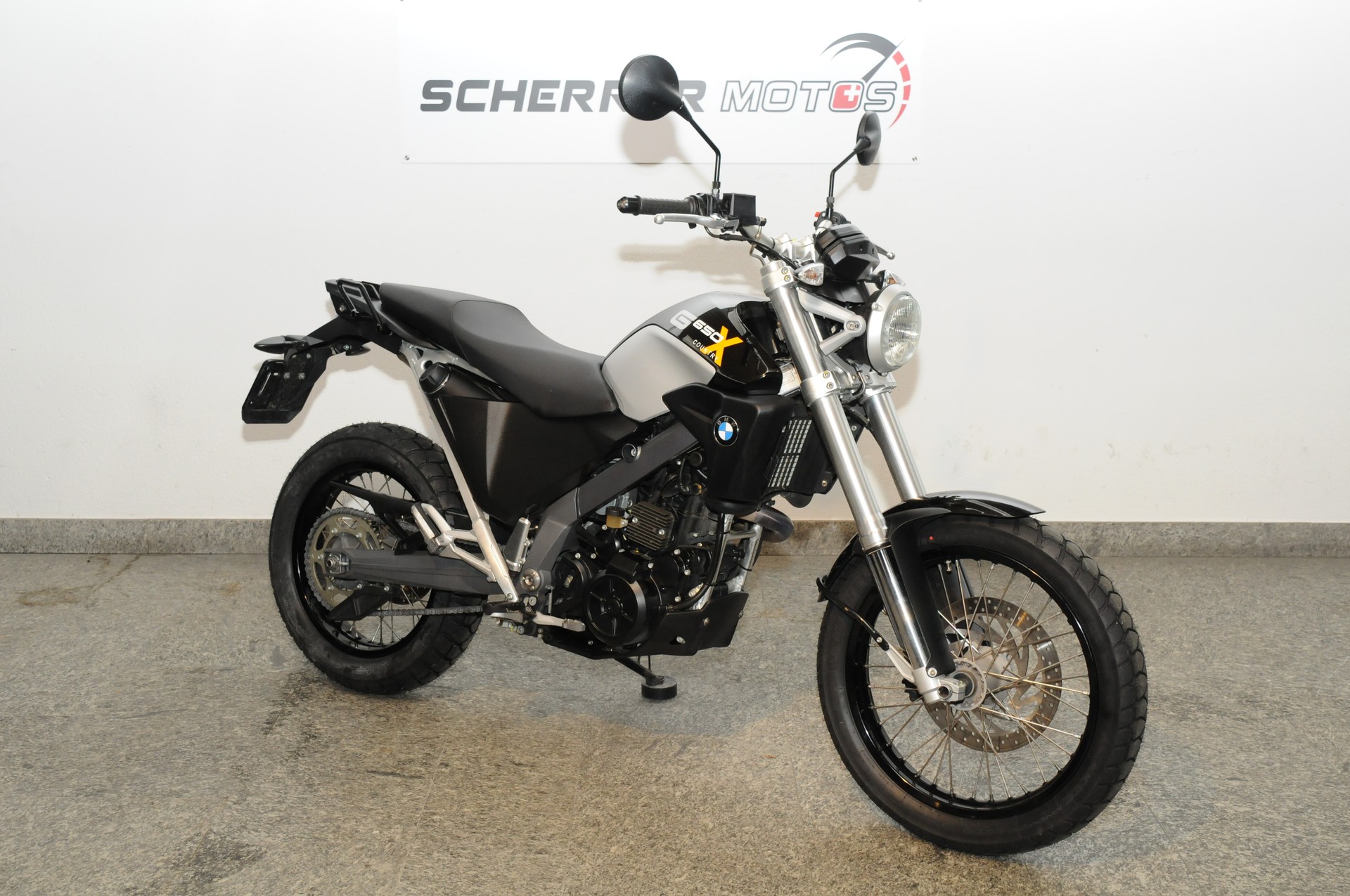 BMW G 650 Xcountry (25kW)-showroom-element-1