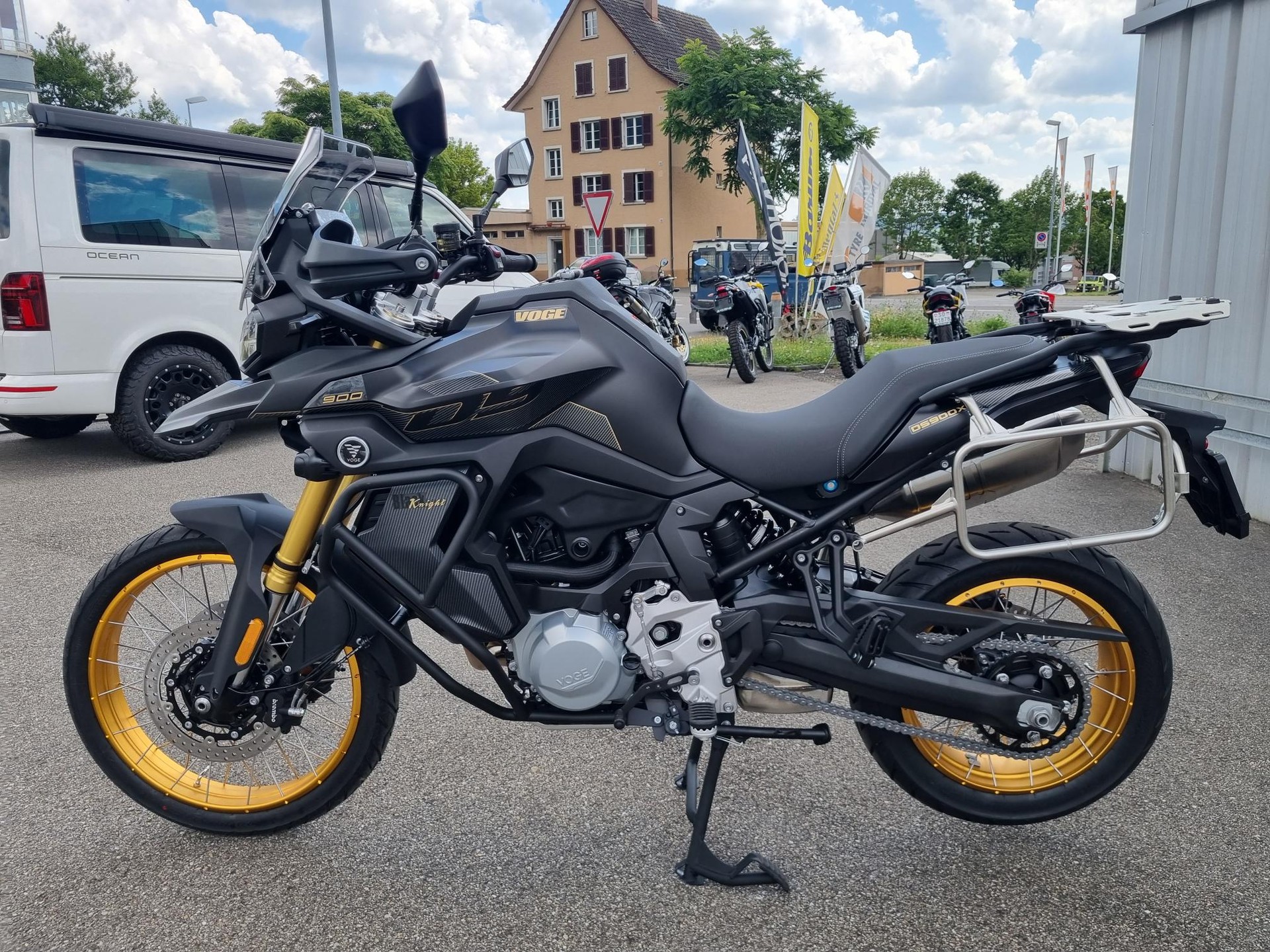 VOGE 900DSX Adventure Black Knight-image-1