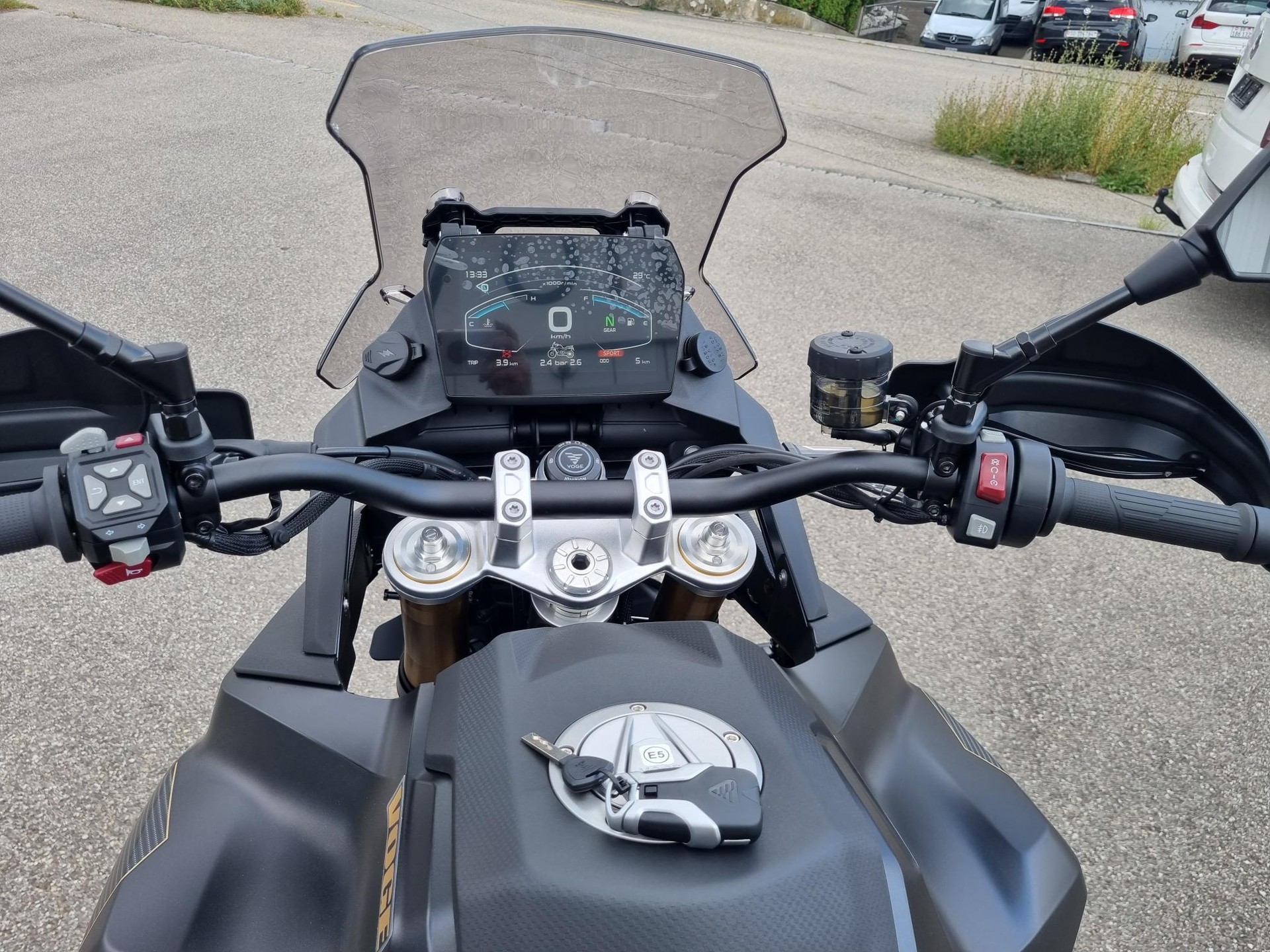 VOGE 900DSX Adventure Black Knight-image-9