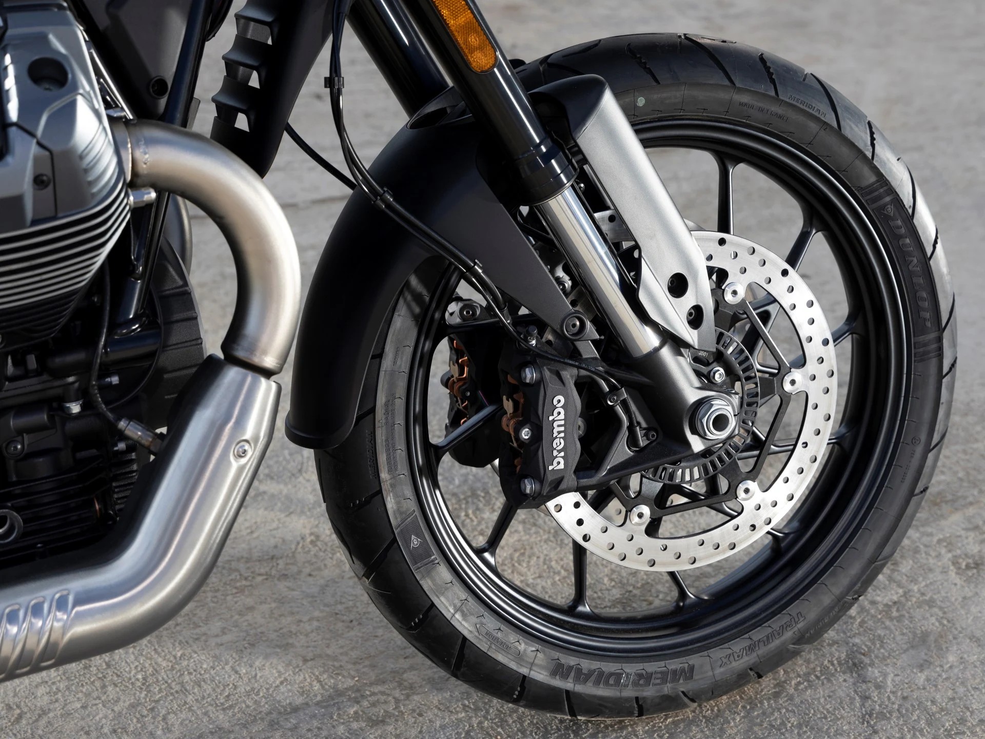 MOTO GUZZI V85 TT Strada EU5+-showroom-element-2