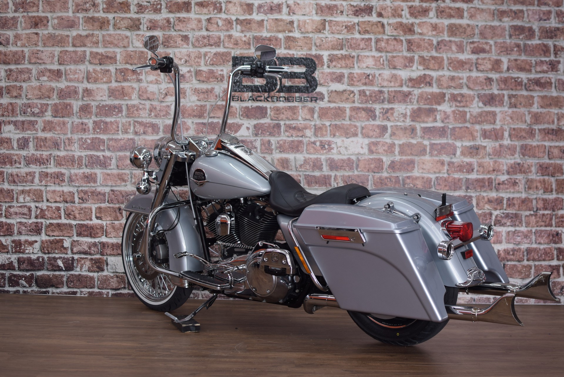 HARLEY-DAVIDSON FLHRC Road King Classic ABS-image-3