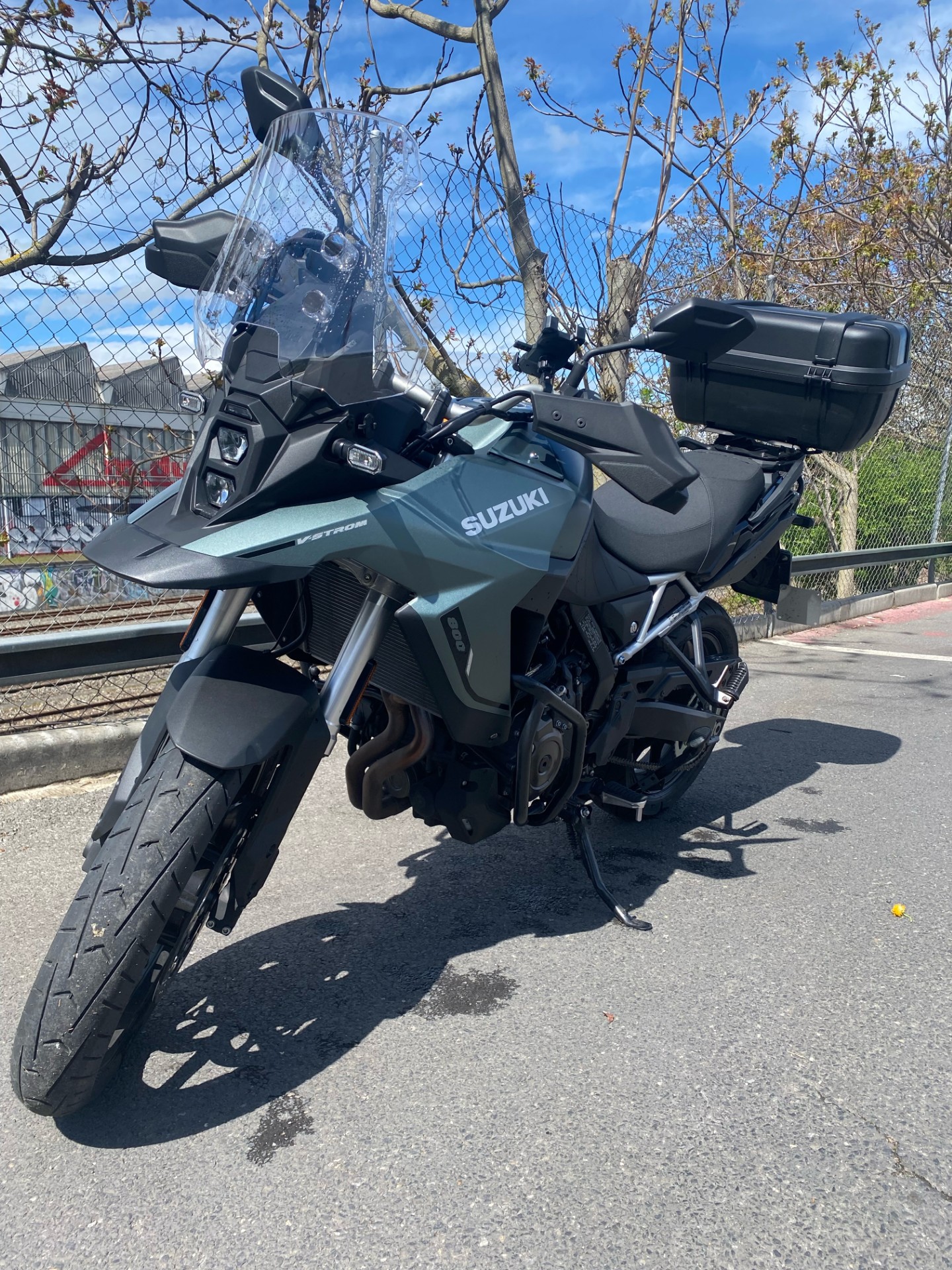 SUZUKI DL 800