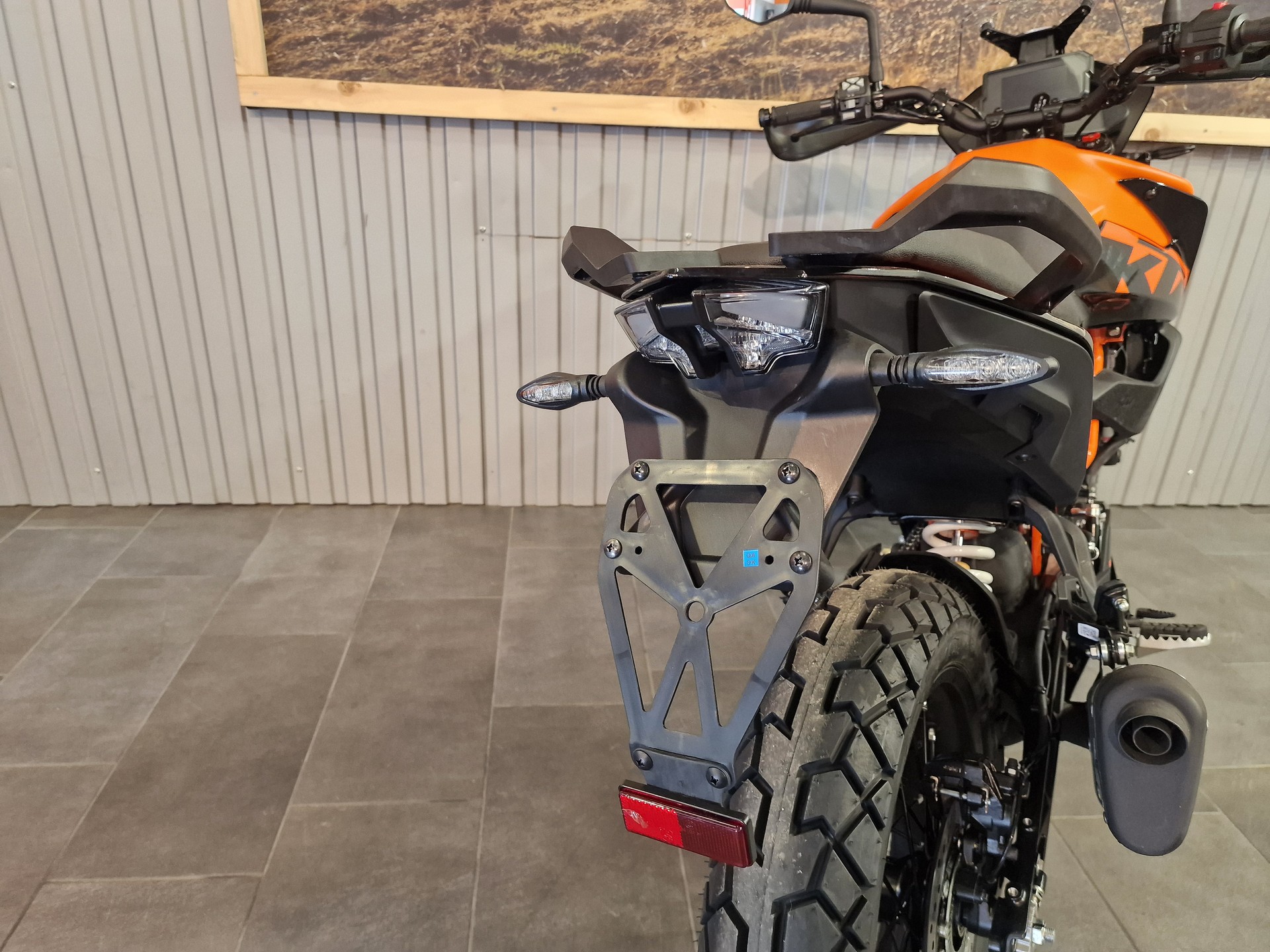 KTM 390 Adventure Spoke Wheels-showroom-element-2