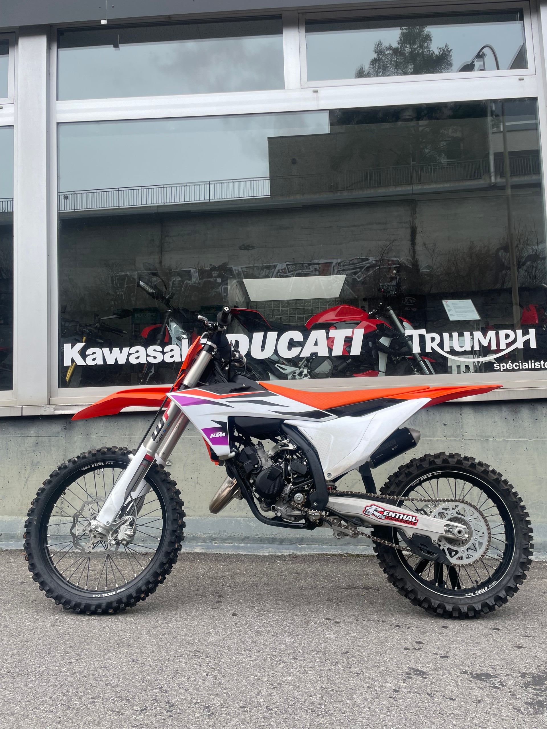 KTM 125 SX-showroom-element-1