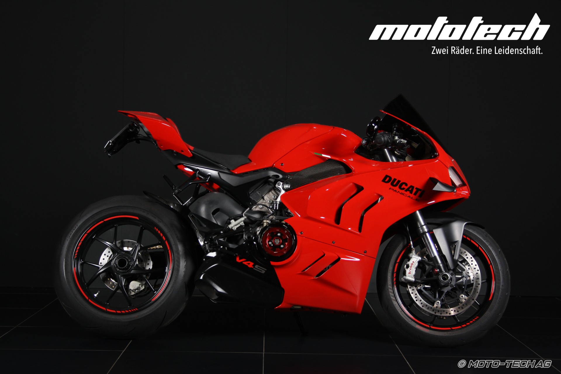 DUCATI PANIGALE V4 acquistare un veicolo usato MotoScout24 - Main Image