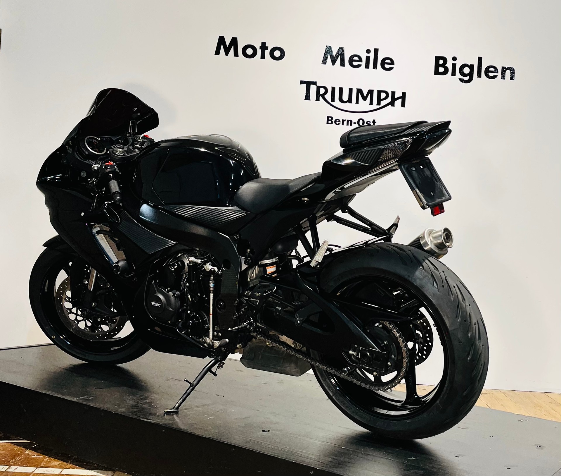 SUZUKI GSX-R 600 U L1 (25kW)-showroom-element-1