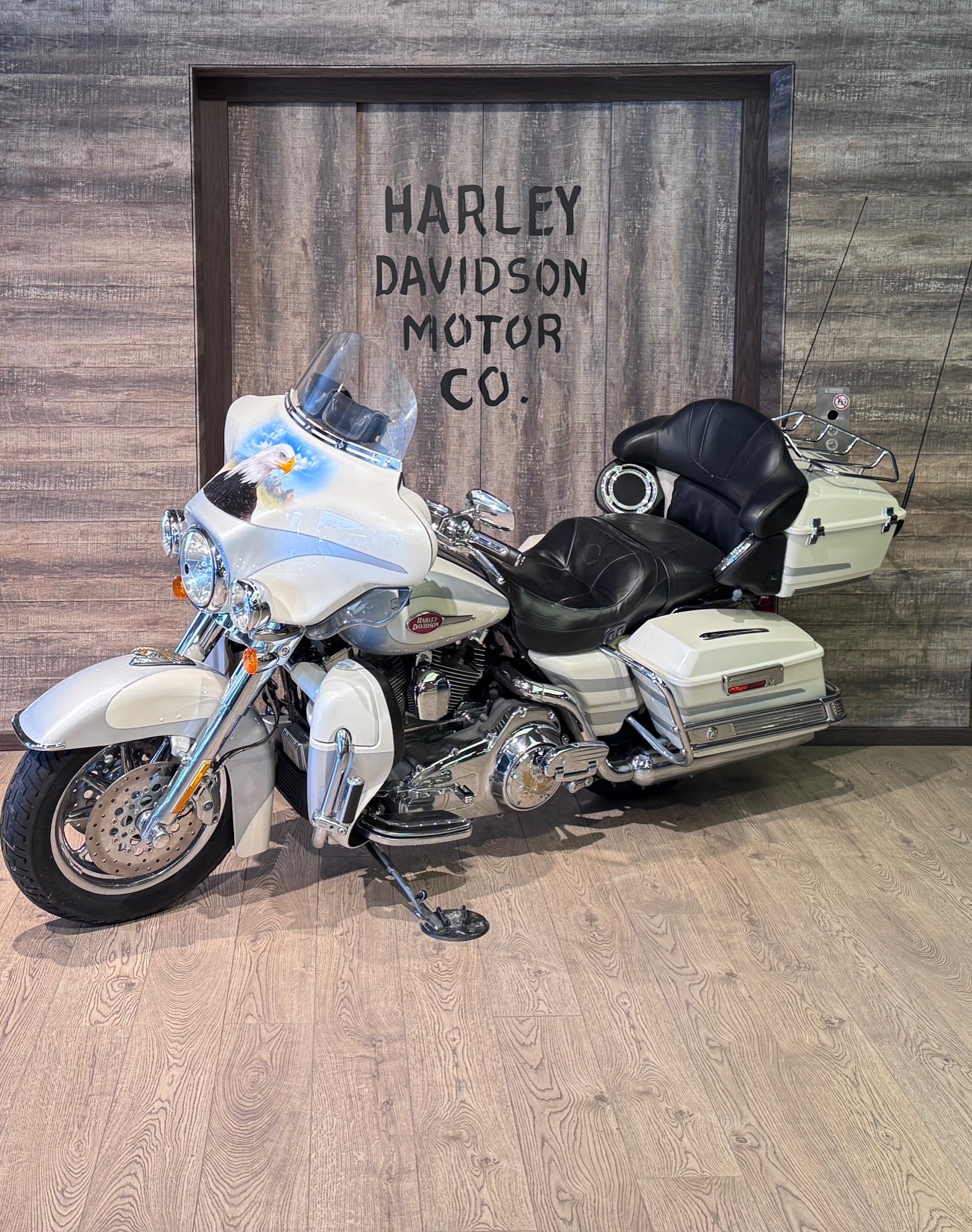 HARLEY-DAVIDSON FLHTCUSE3 Electra Glide Ultra Classic CVO ABS-showroom-element-2